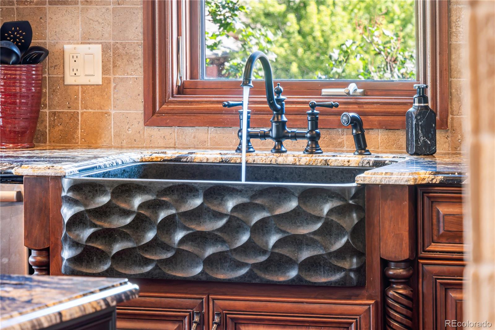 MLS Image #13 for 16213  red deer court,morrison, Colorado