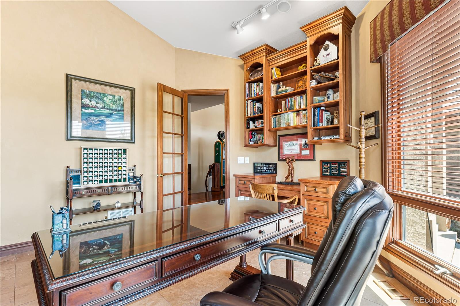 MLS Image #27 for 16213  red deer court,morrison, Colorado