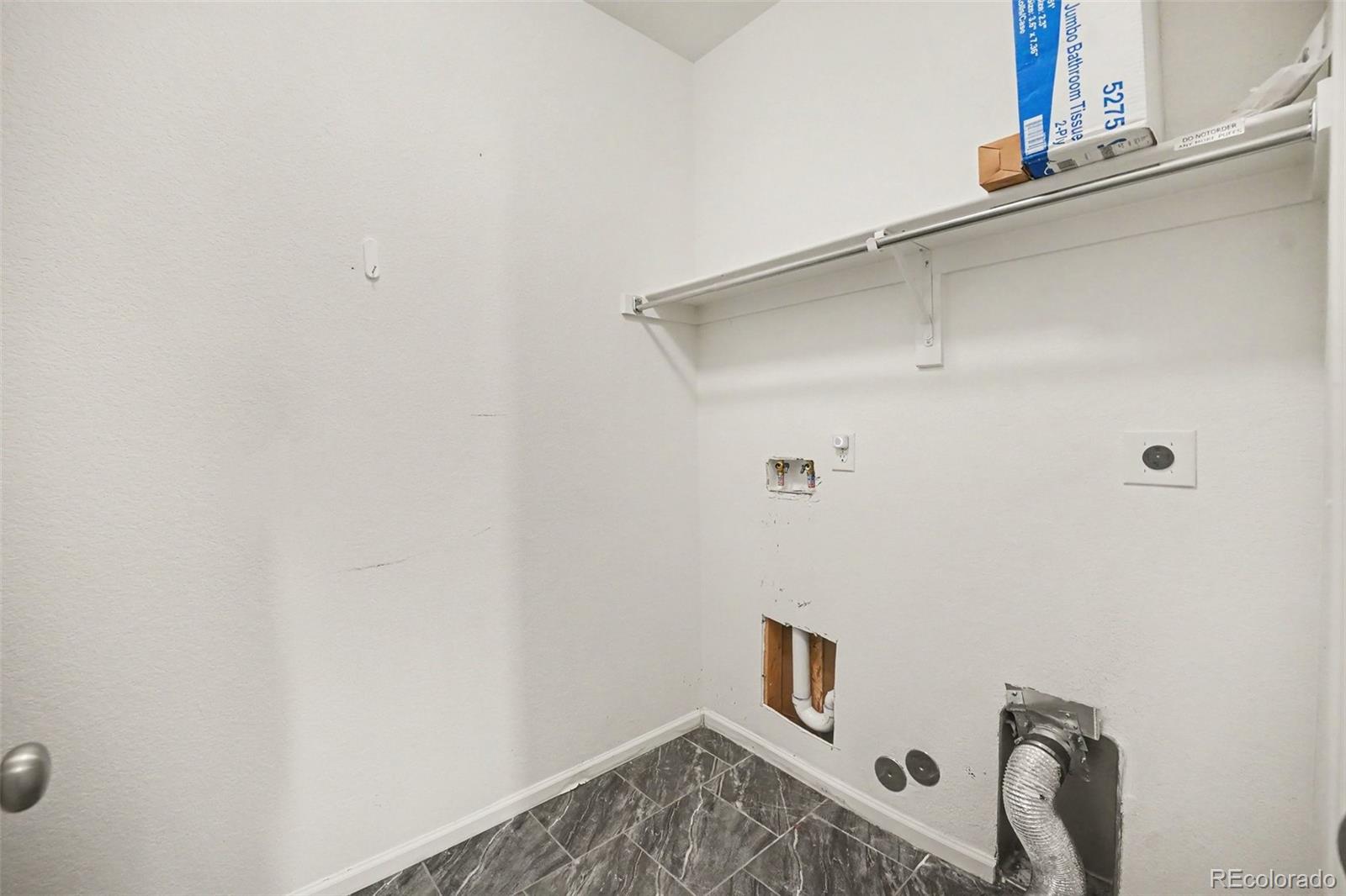 MLS Image #11 for 18754  robins drive,denver, Colorado