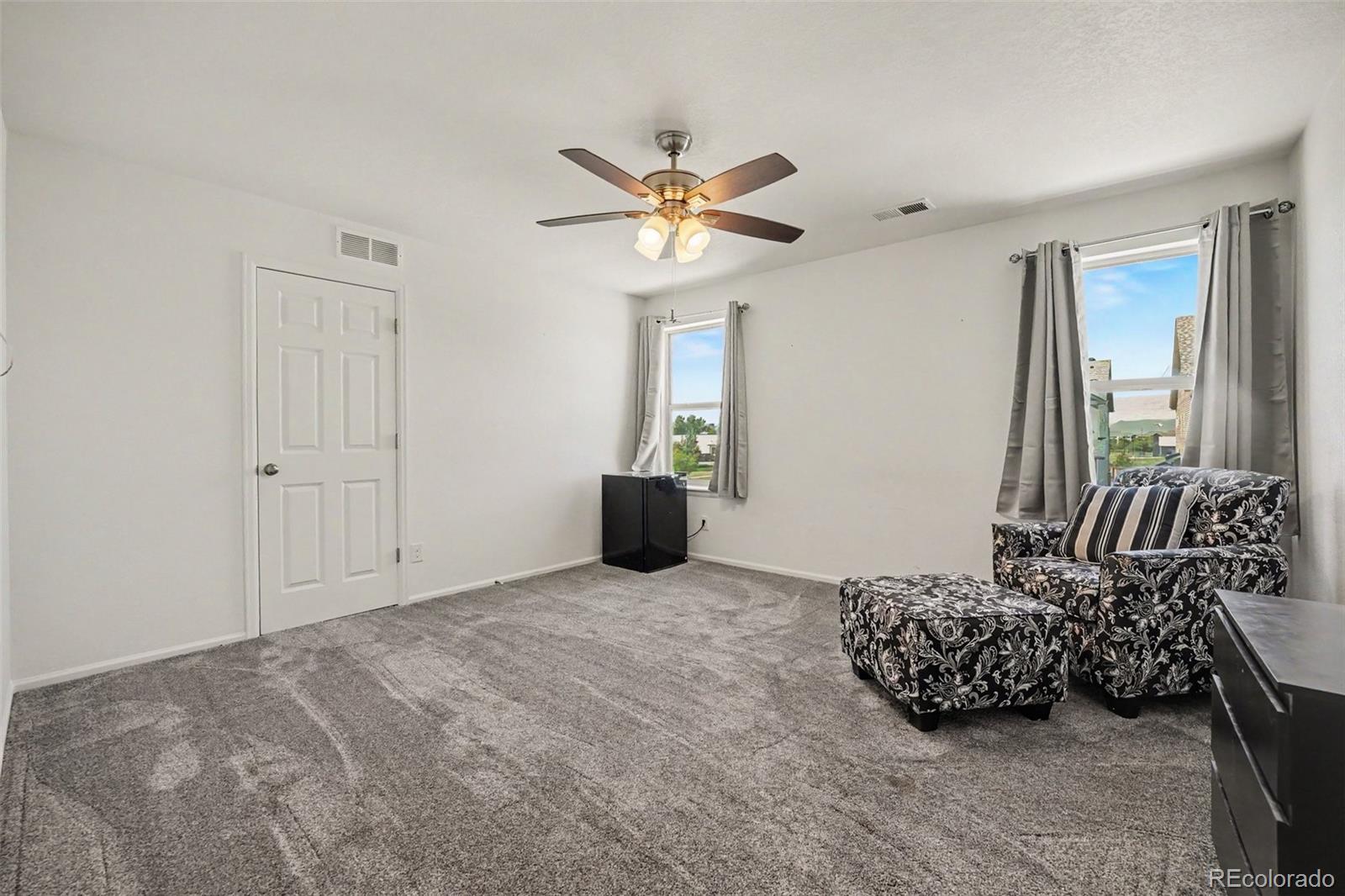 MLS Image #9 for 18754  robins drive,denver, Colorado