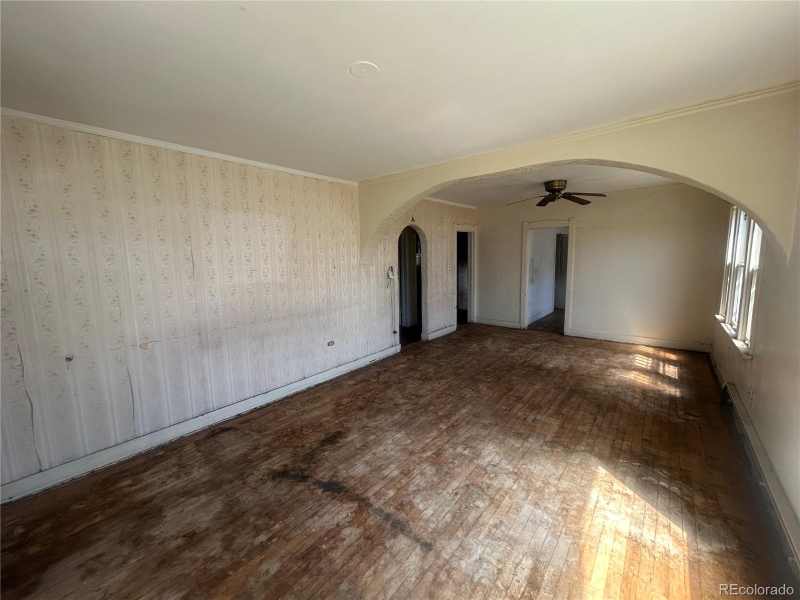 MLS Image #5 for 162  hazel court,denver, Colorado