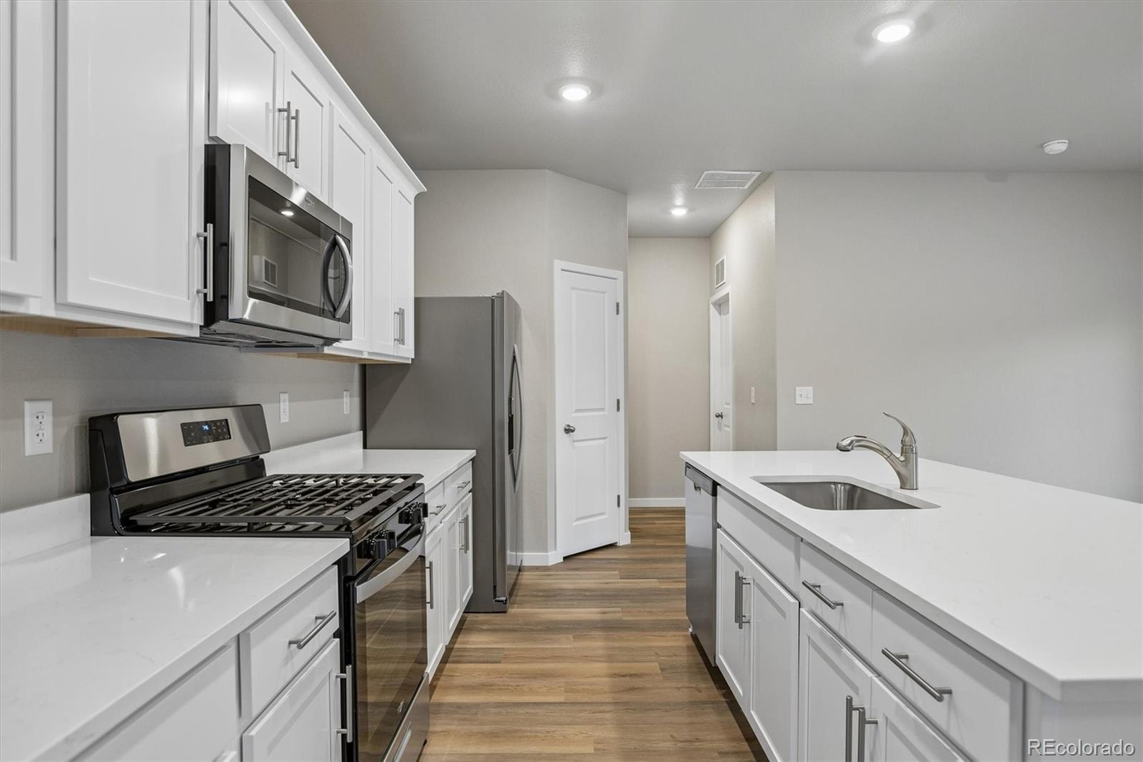 MLS Image #14 for 965  cascade falls street,severance, Colorado