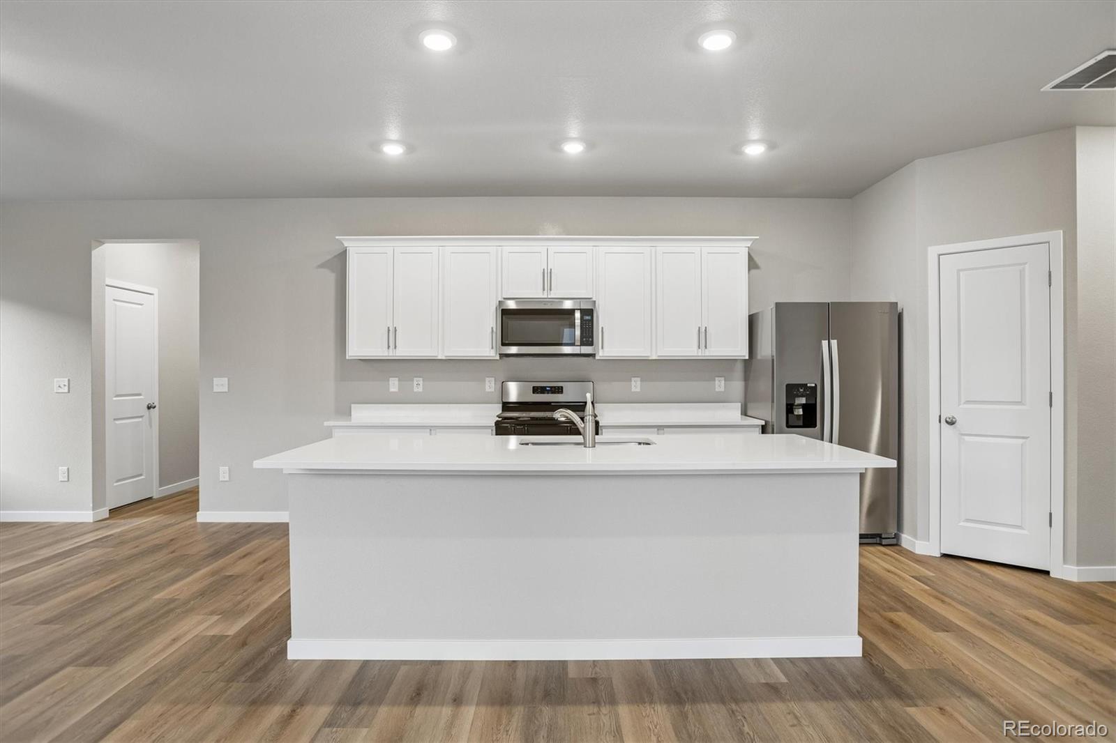 MLS Image #5 for 965  cascade falls street,severance, Colorado