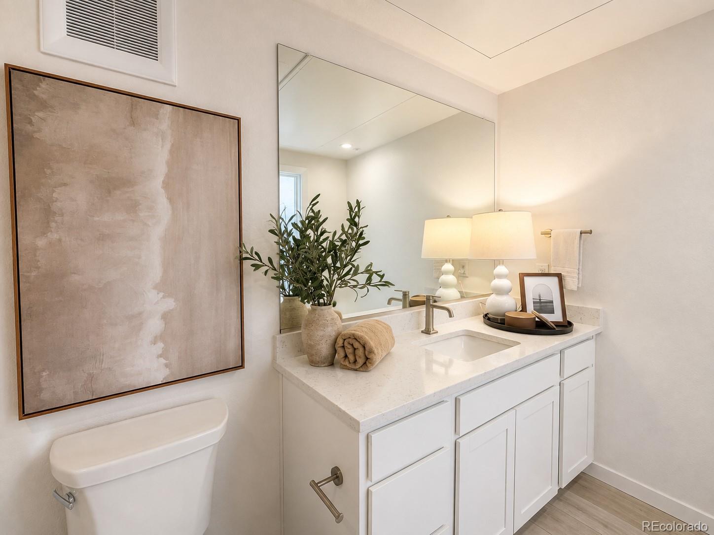 MLS Image #13 for 1650 n sheridan boulevard 203,denver, Colorado