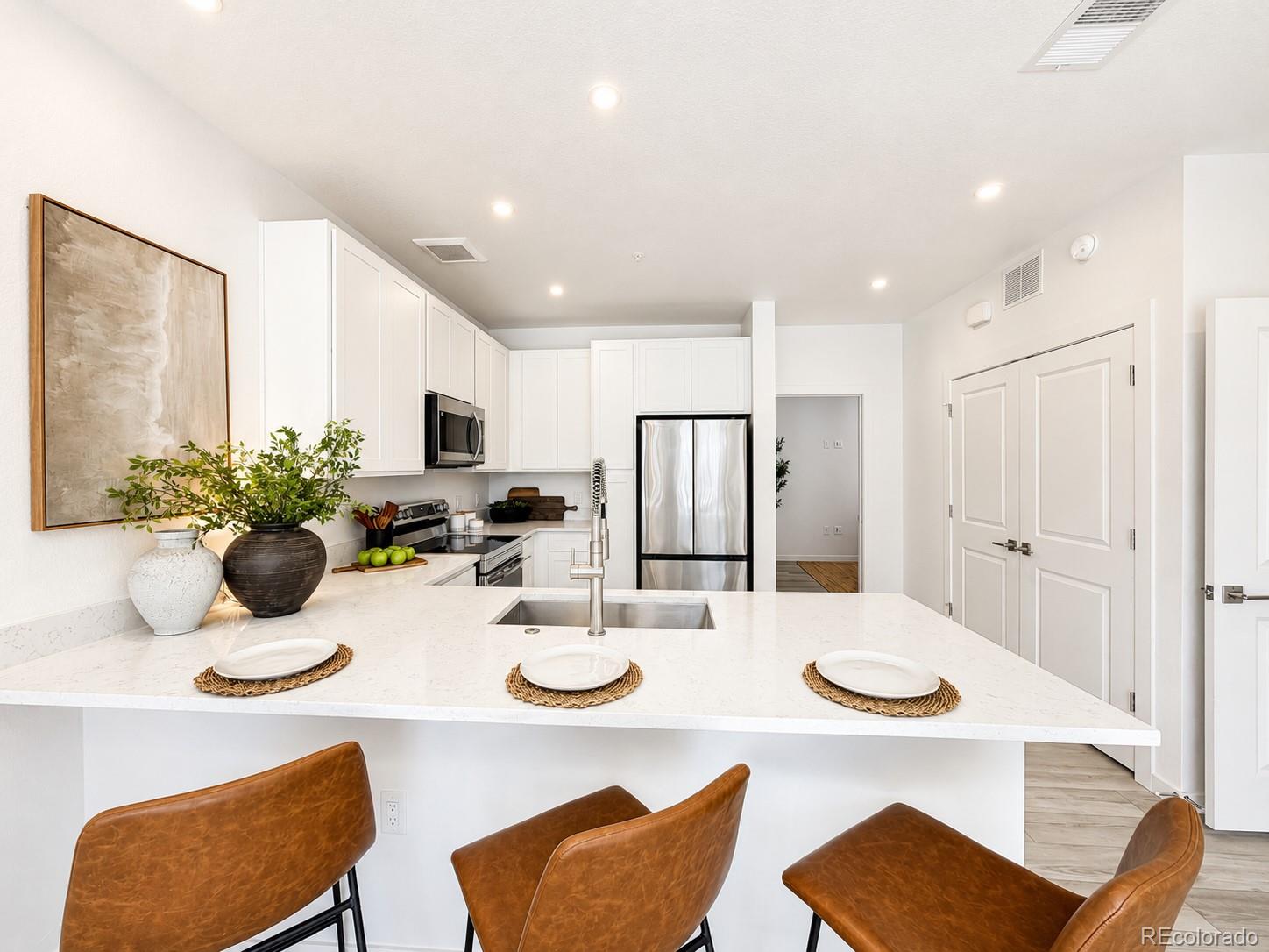 MLS Image #2 for 1650 n sheridan boulevard 203,denver, Colorado