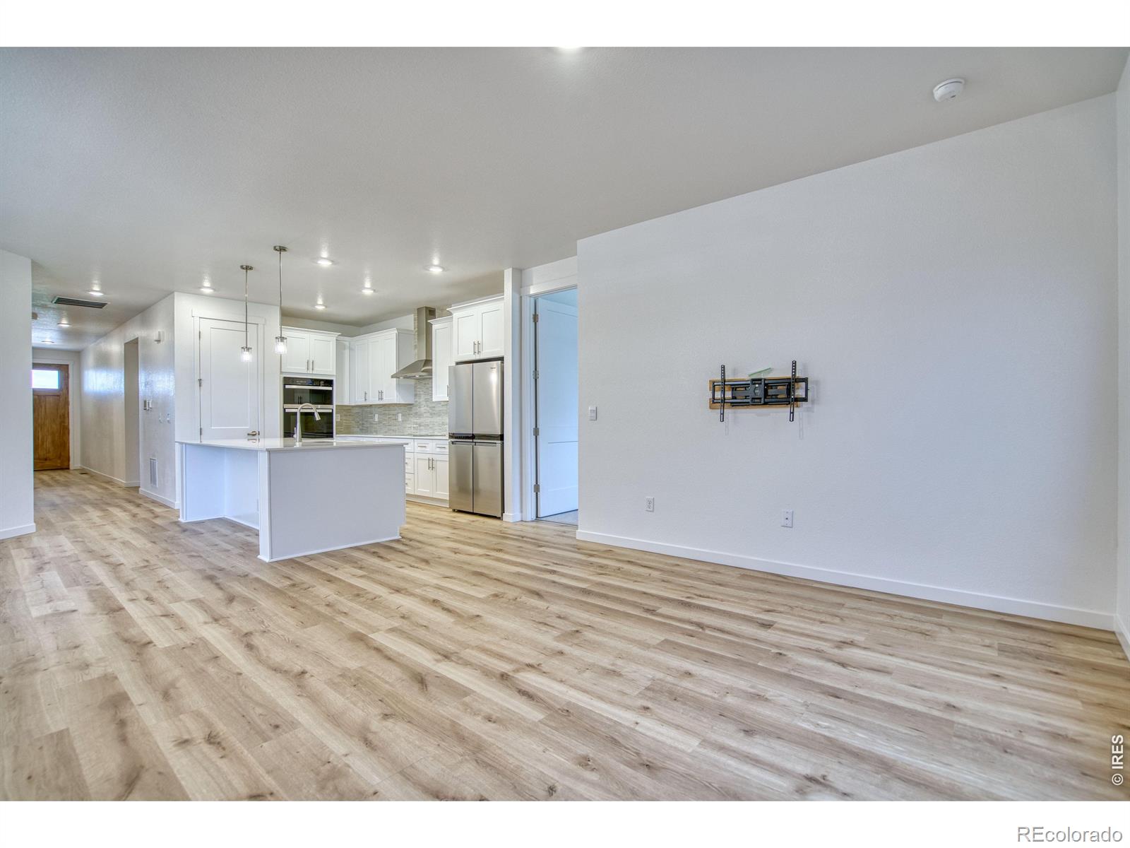 MLS Image #6 for 1456  mullers drive,windsor, Colorado