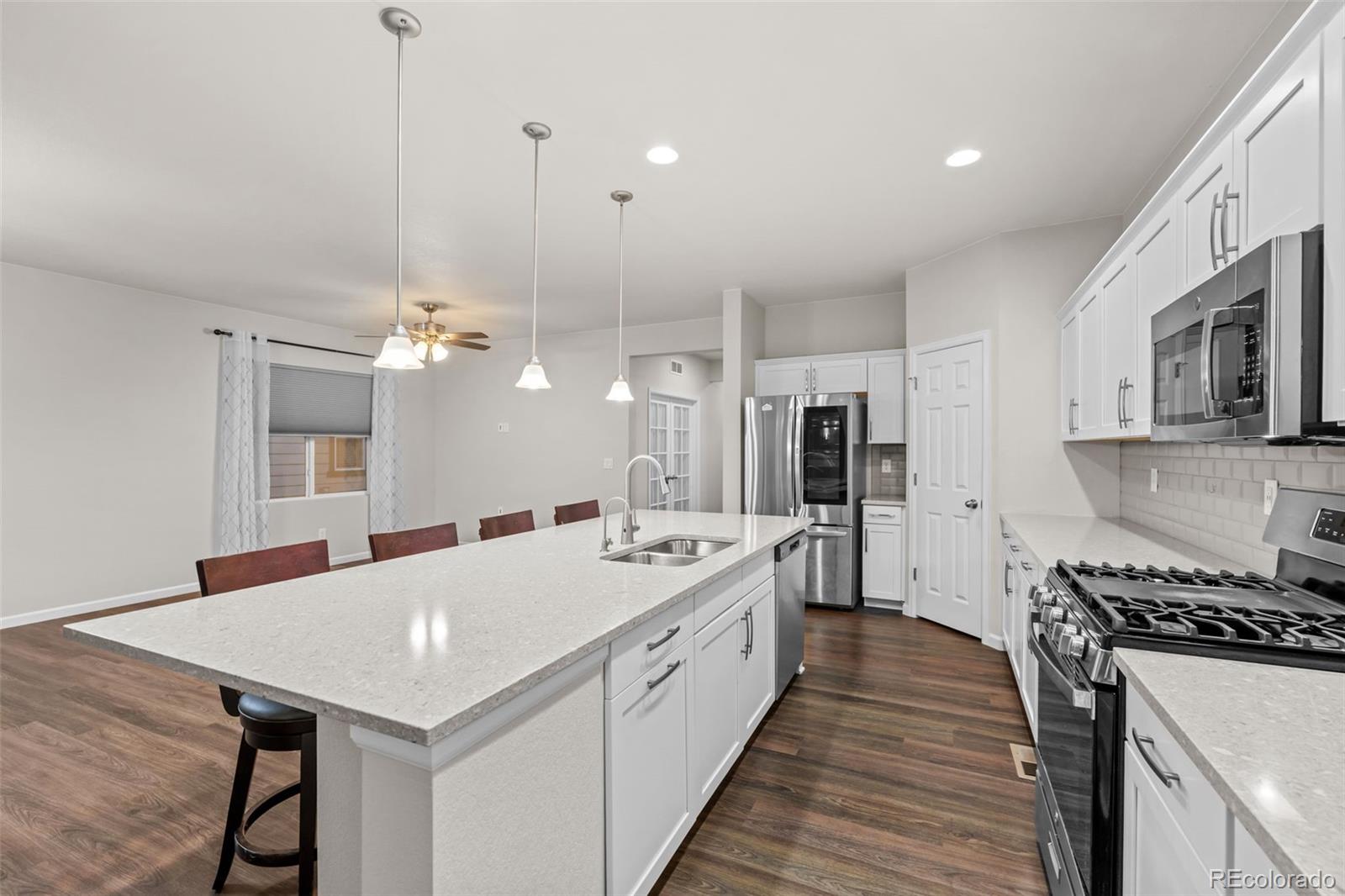 MLS Image #10 for 639 n waterloo court,aurora, Colorado