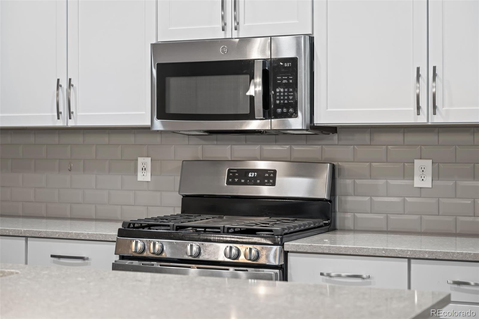 MLS Image #12 for 639 n waterloo court,aurora, Colorado