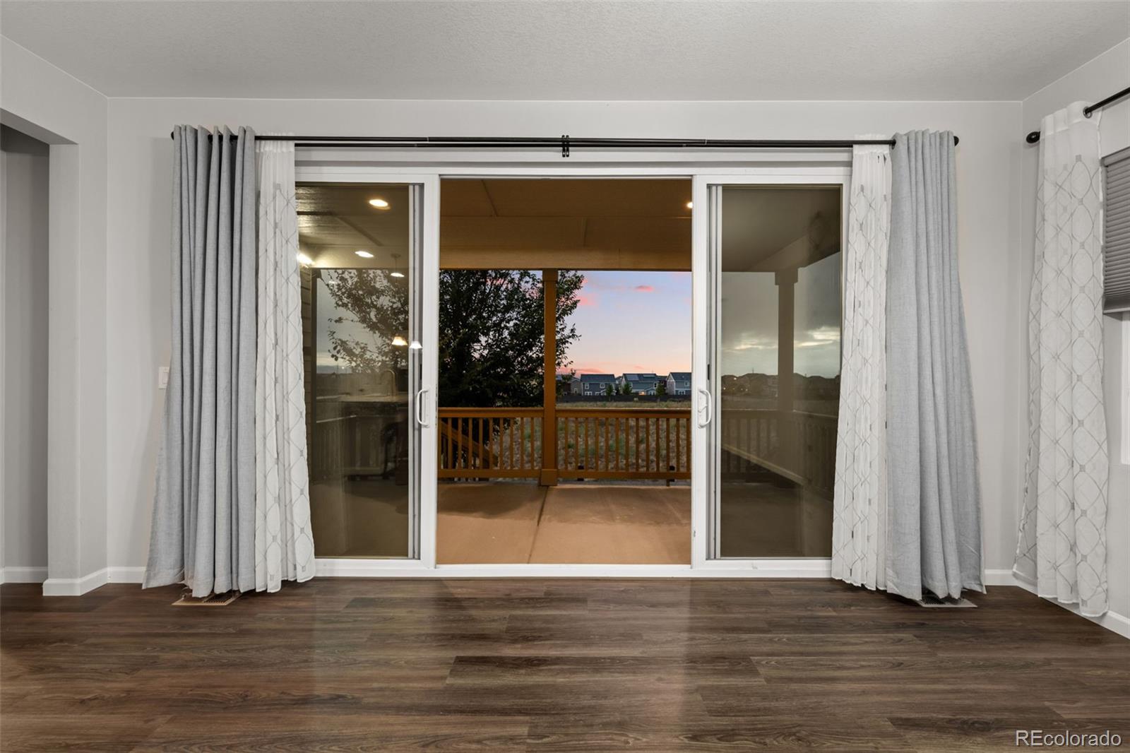 MLS Image #18 for 639 n waterloo court,aurora, Colorado