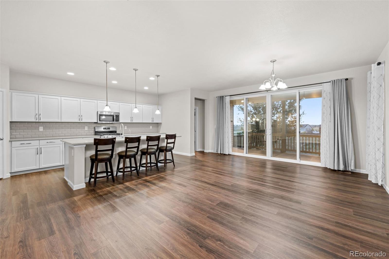 MLS Image #4 for 639 n waterloo court,aurora, Colorado