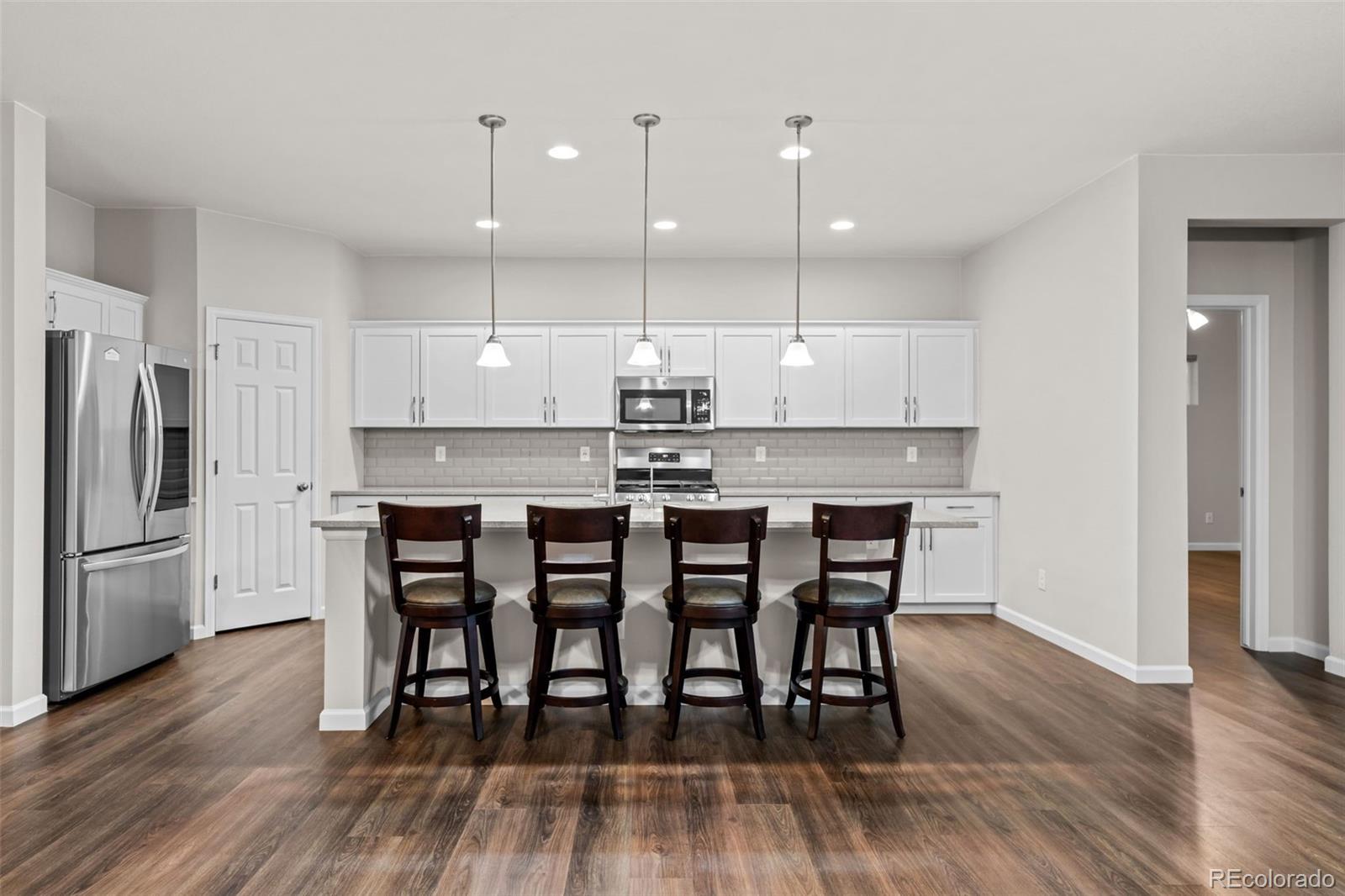 MLS Image #9 for 639 n waterloo court,aurora, Colorado