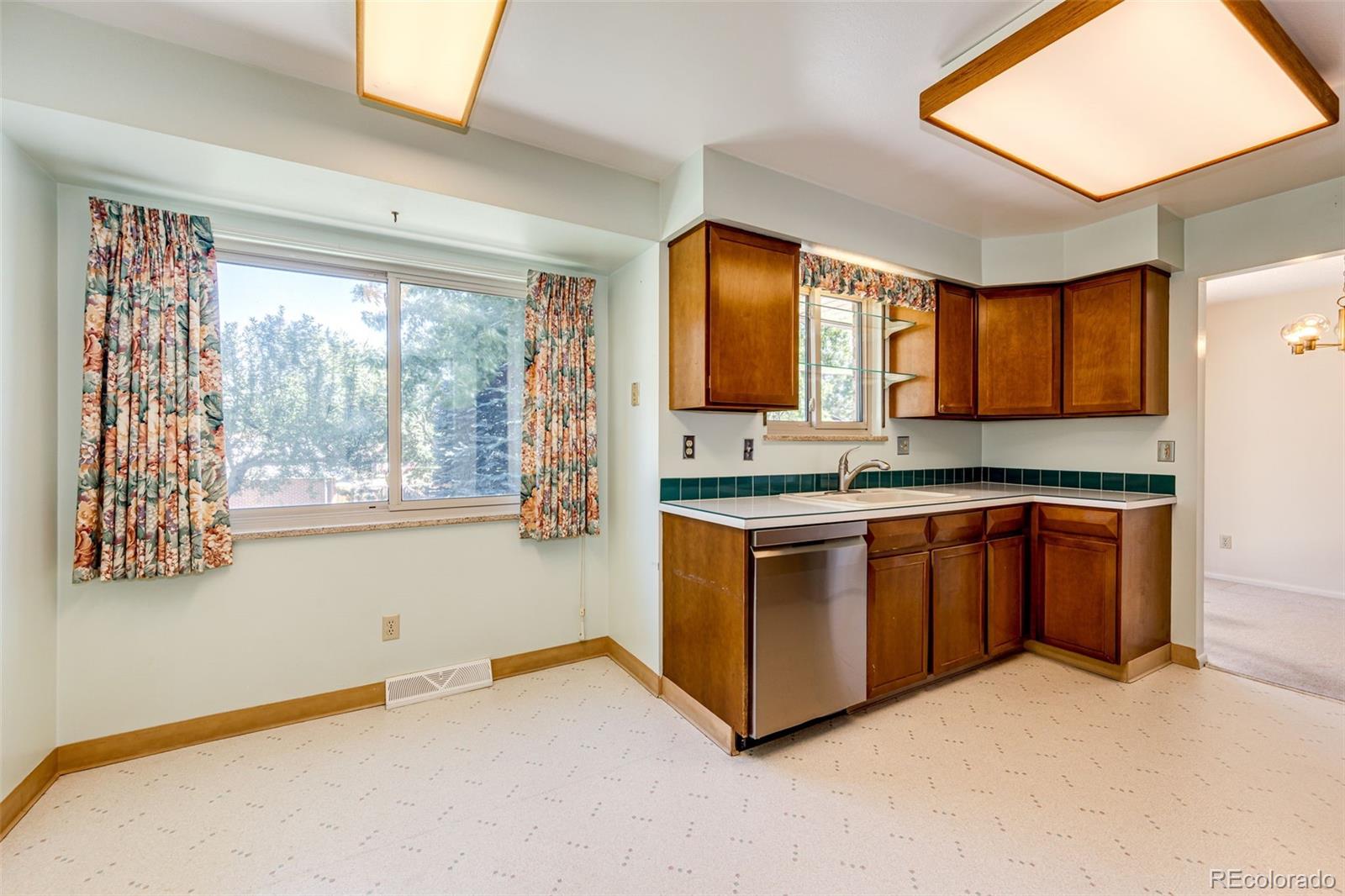 MLS Image #15 for 2174 s estes street,lakewood, Colorado