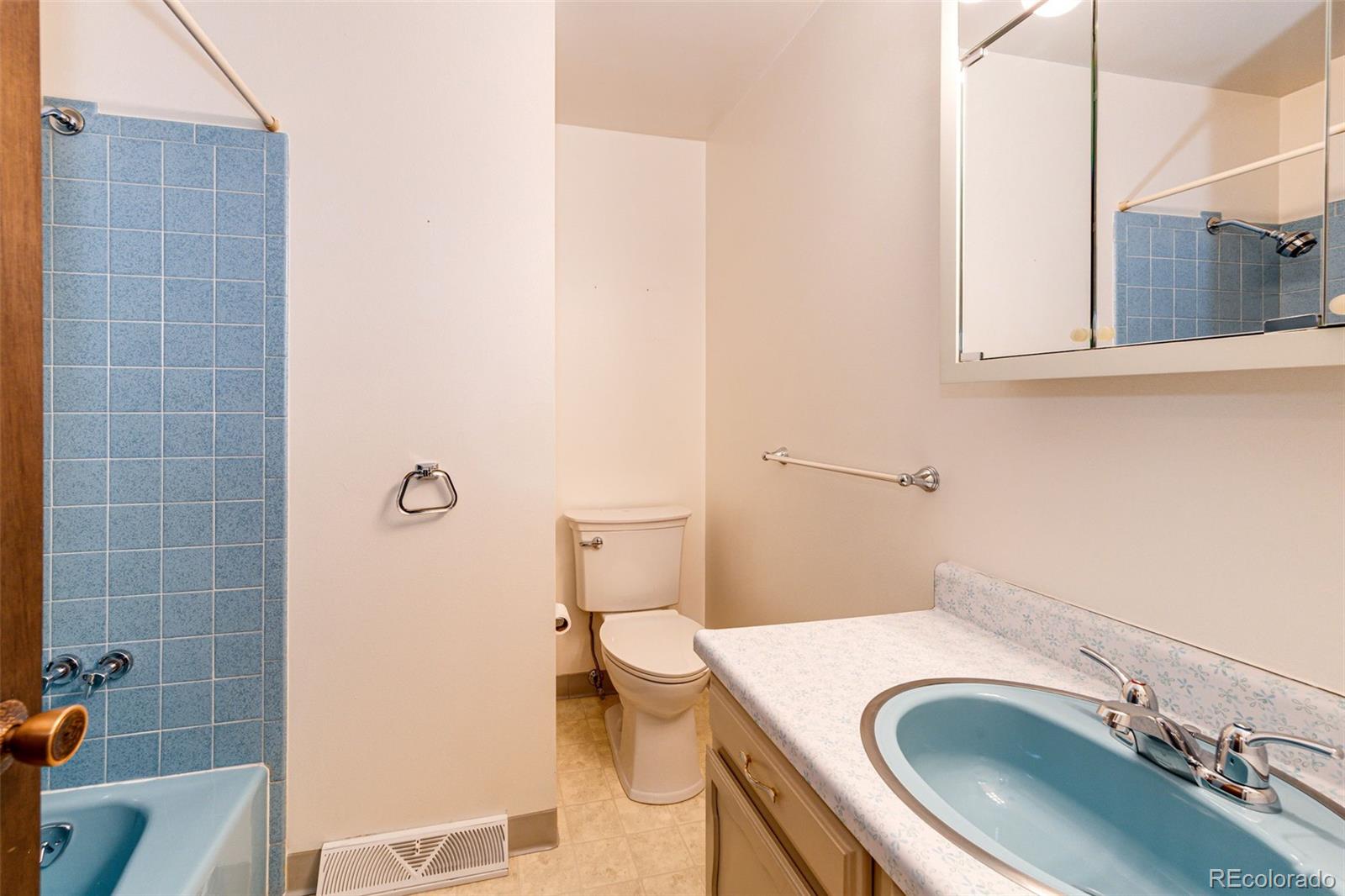 MLS Image #26 for 2174 s estes street,lakewood, Colorado