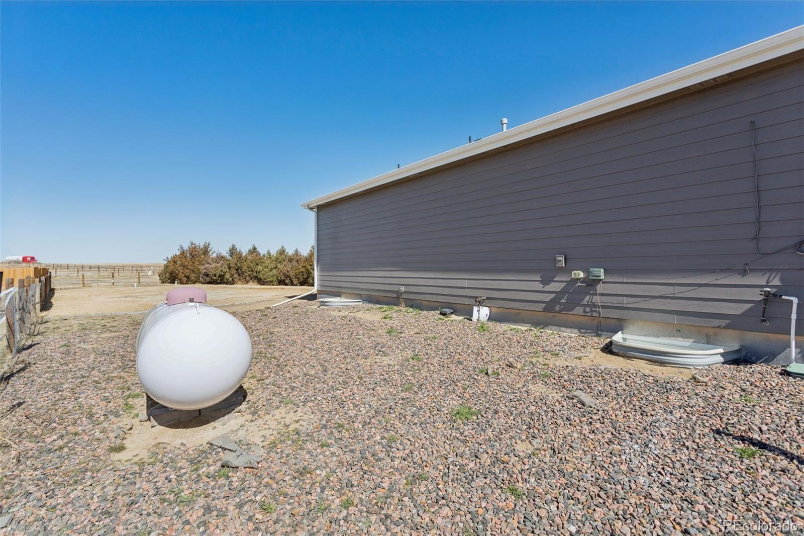 MLS Image #36 for 1434  4th court,deer trail, Colorado