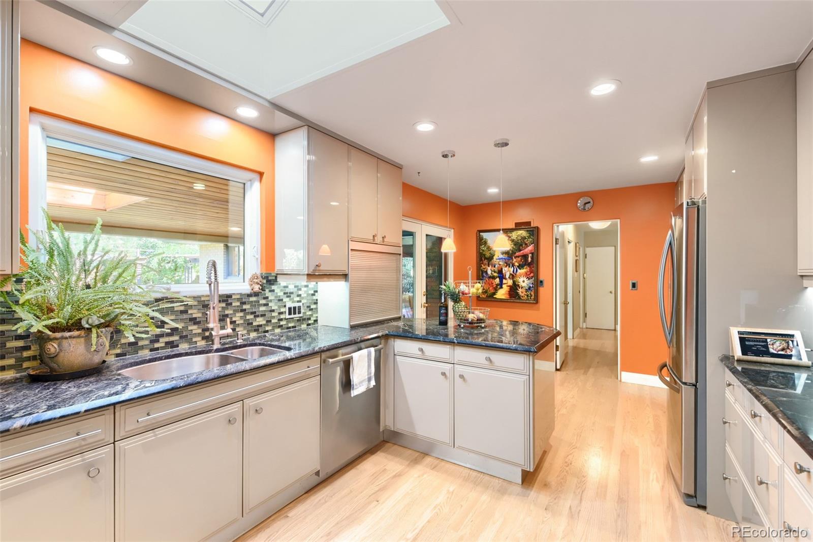 MLS Image #13 for 840 s garfield street,denver, Colorado
