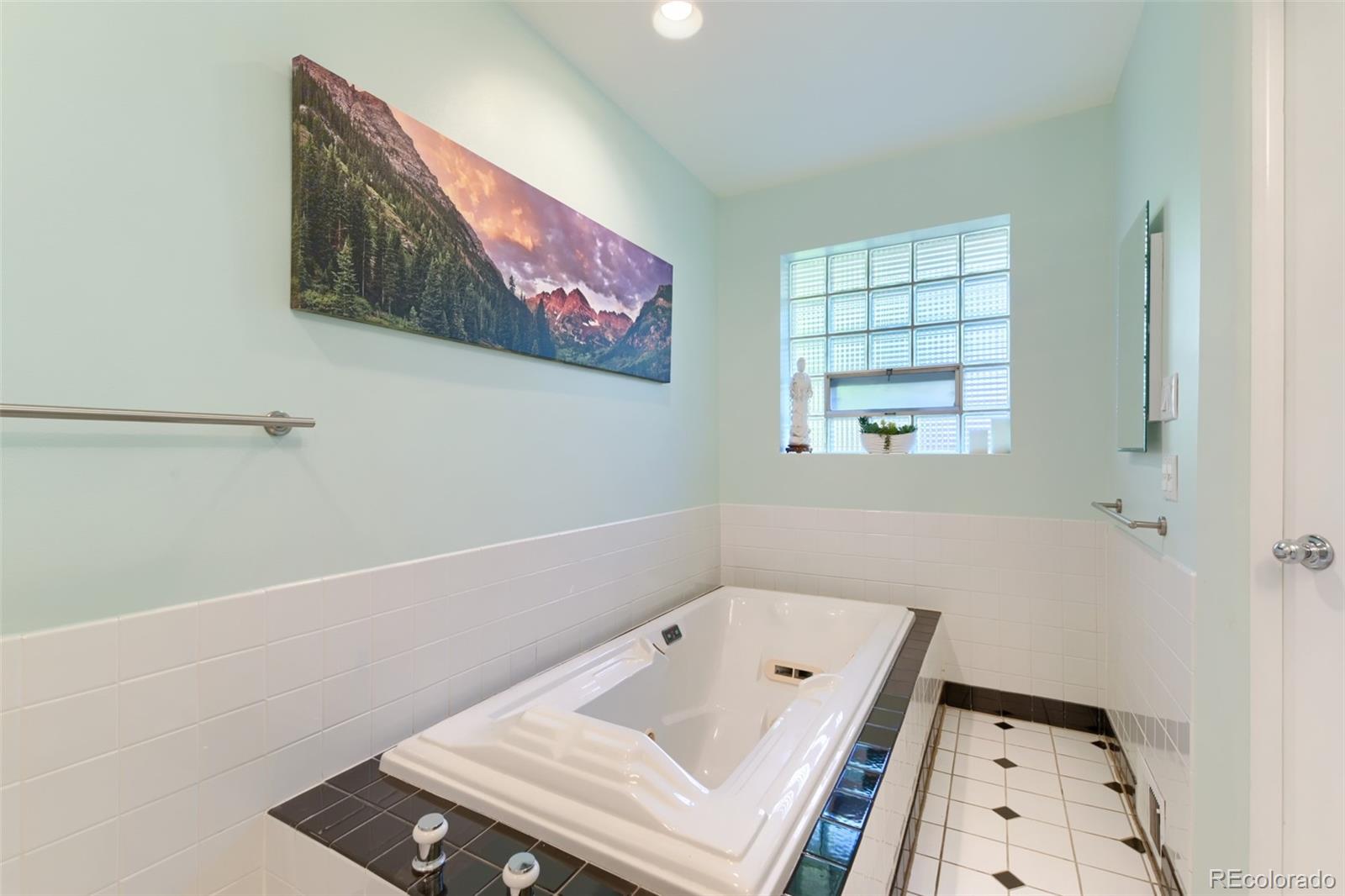 MLS Image #27 for 840 s garfield street,denver, Colorado