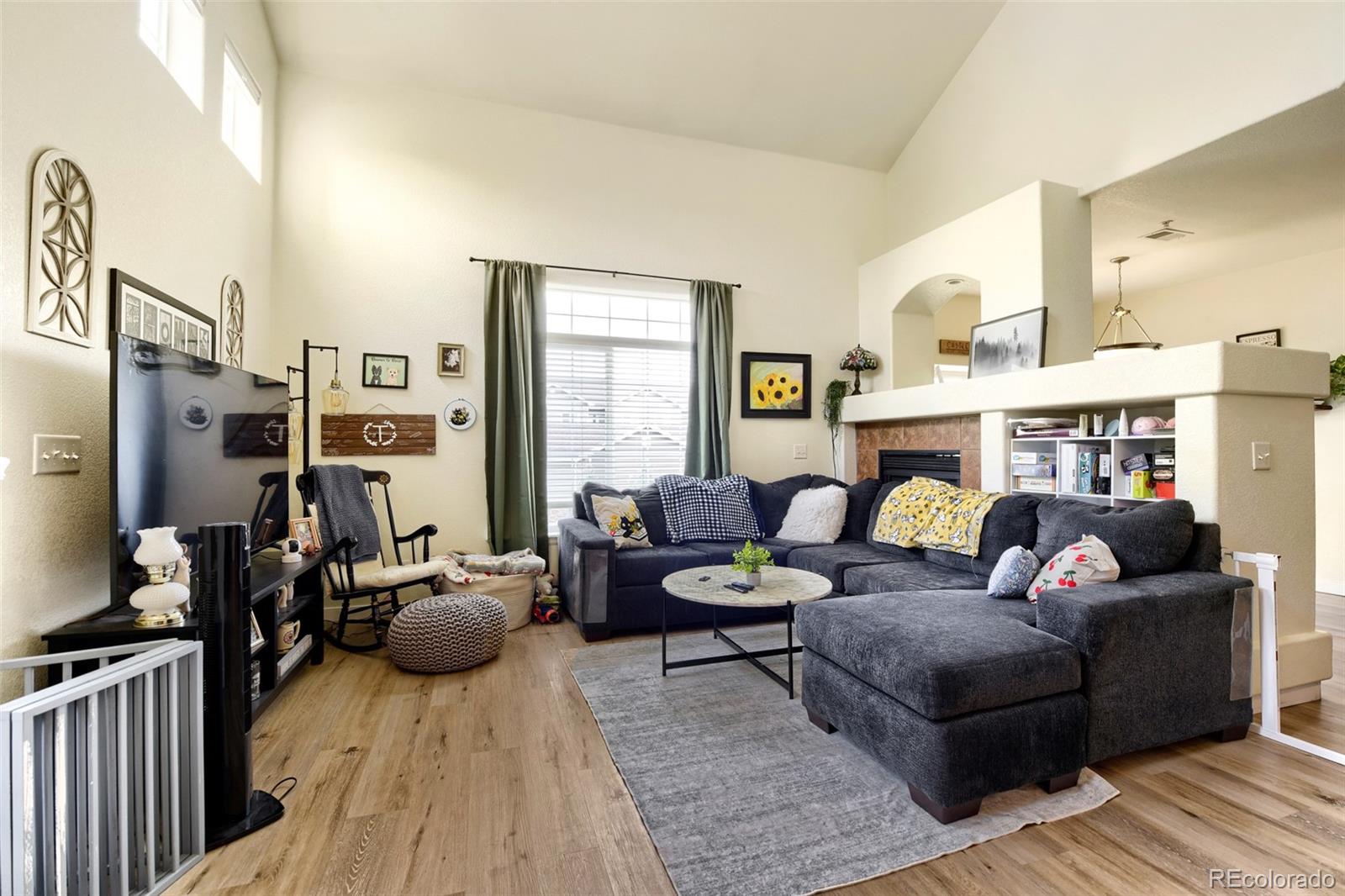 MLS Image #2 for 431  black feather loop,castle rock, Colorado