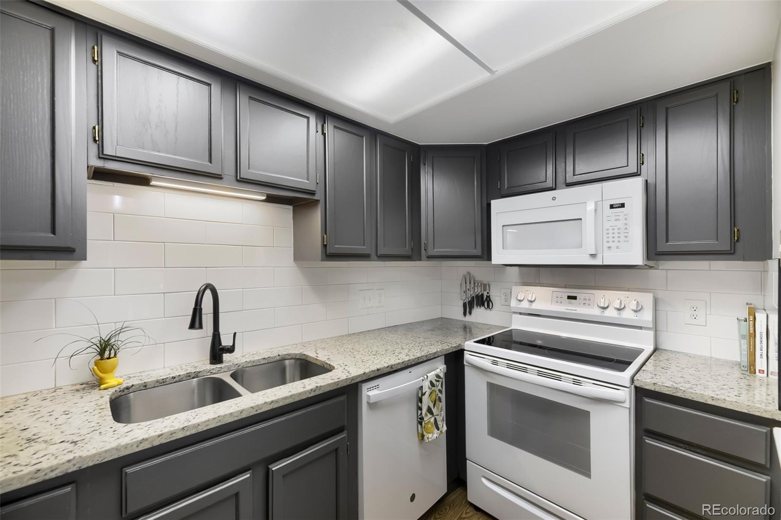 MLS Image #4 for 12065 w chenango drive,morrison, Colorado