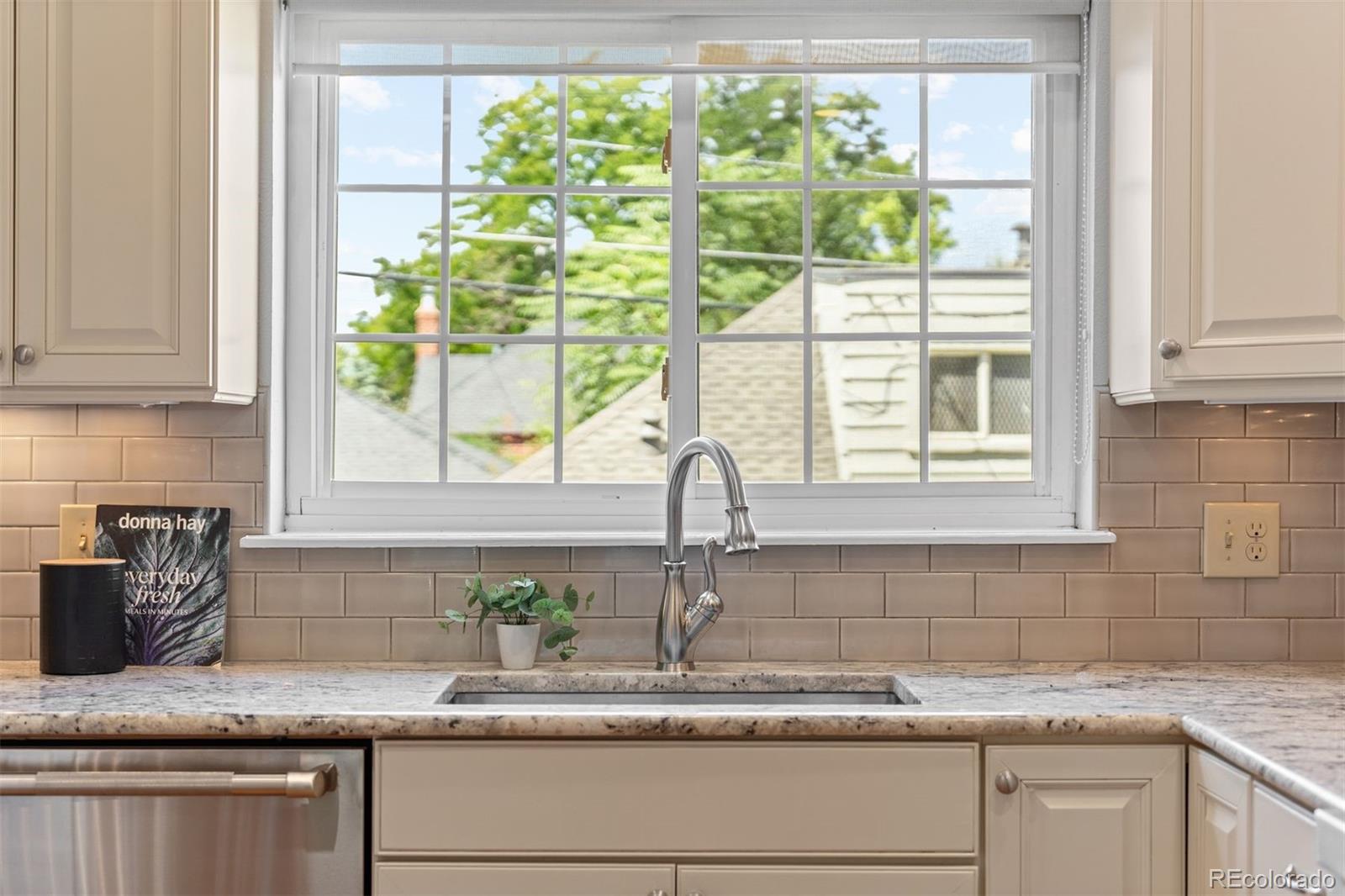 MLS Image #9 for 1085 s adams street,denver, Colorado