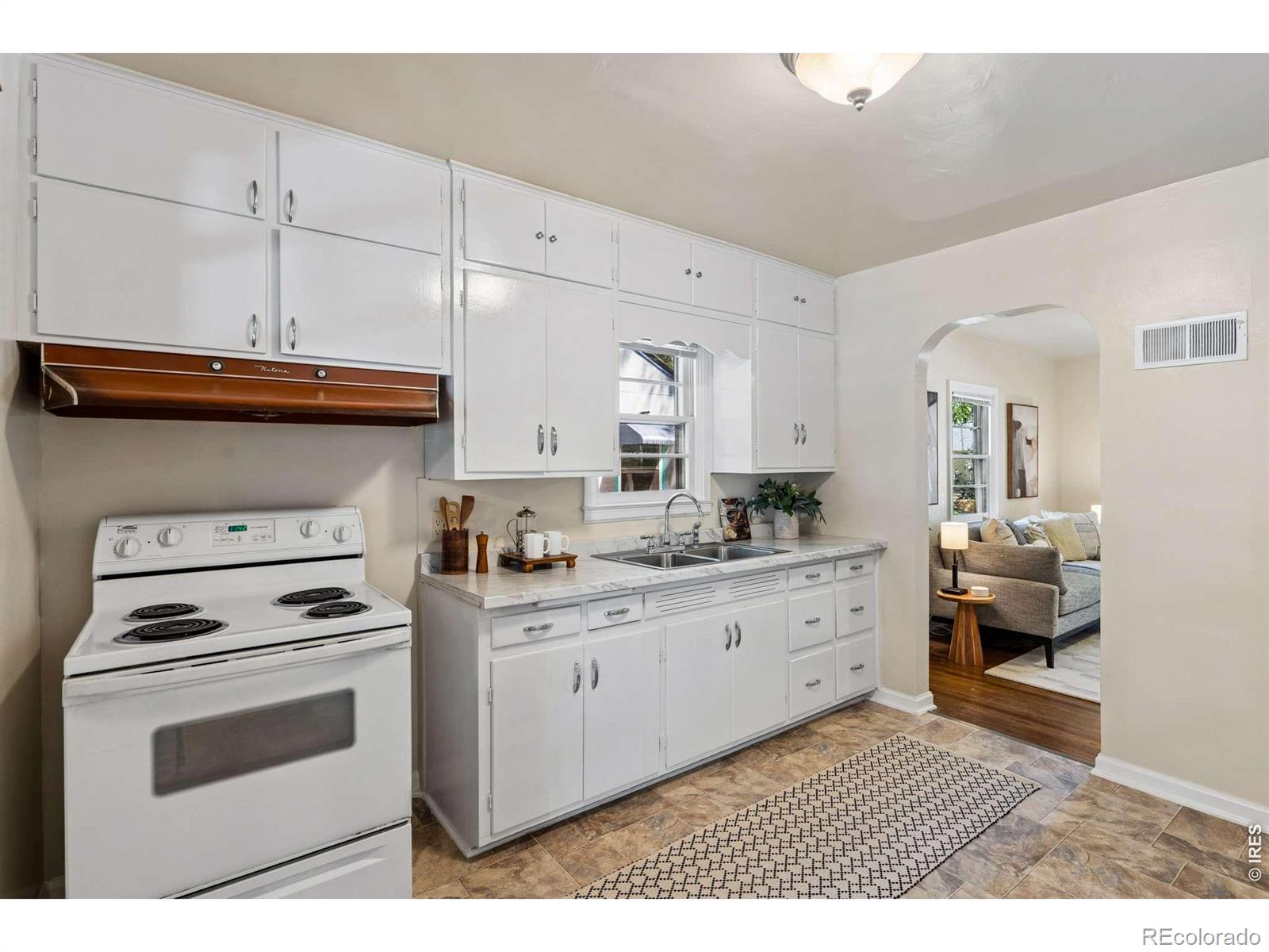 MLS Image #6 for 331  francis street,longmont, Colorado