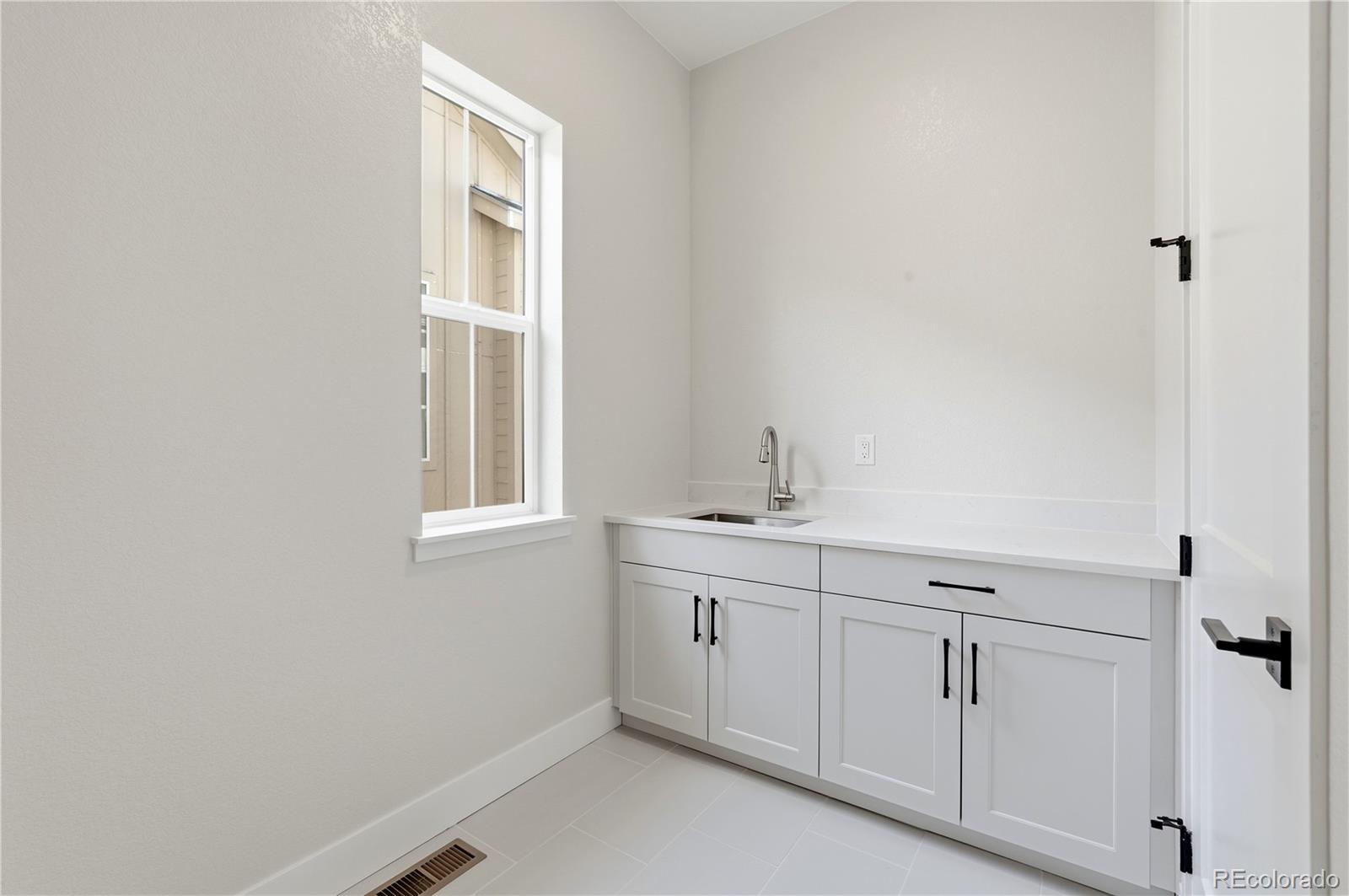 MLS Image #25 for 6843  bridlespur street,castle pines, Colorado