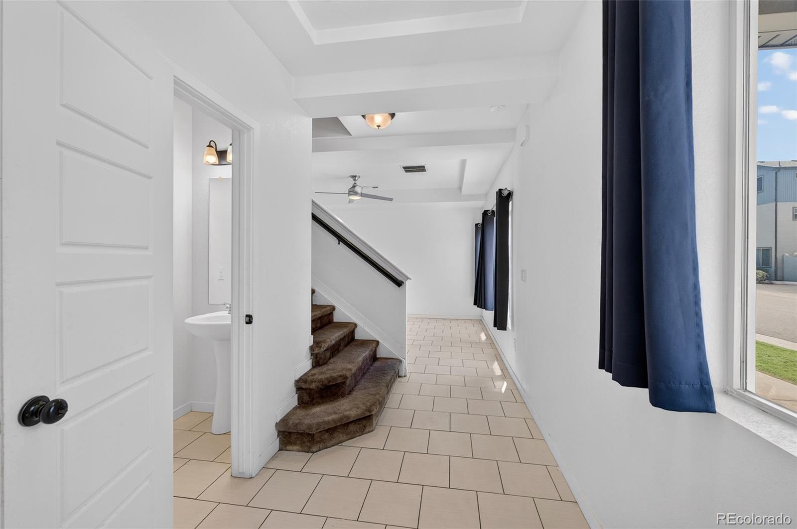 MLS Image #11 for 19133 e 54th place,denver, Colorado