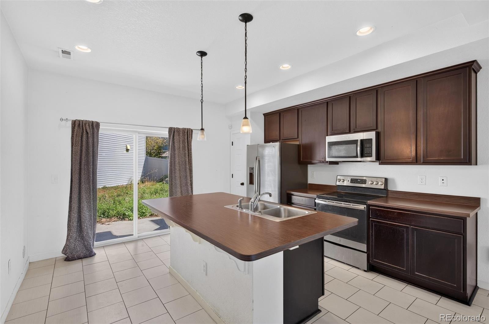 MLS Image #18 for 19133 e 54th place,denver, Colorado