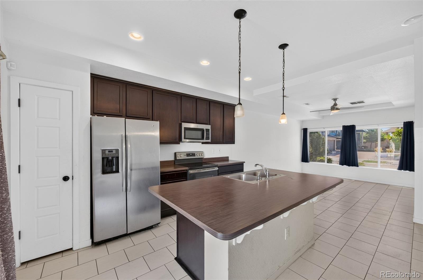 MLS Image #19 for 19133 e 54th place,denver, Colorado