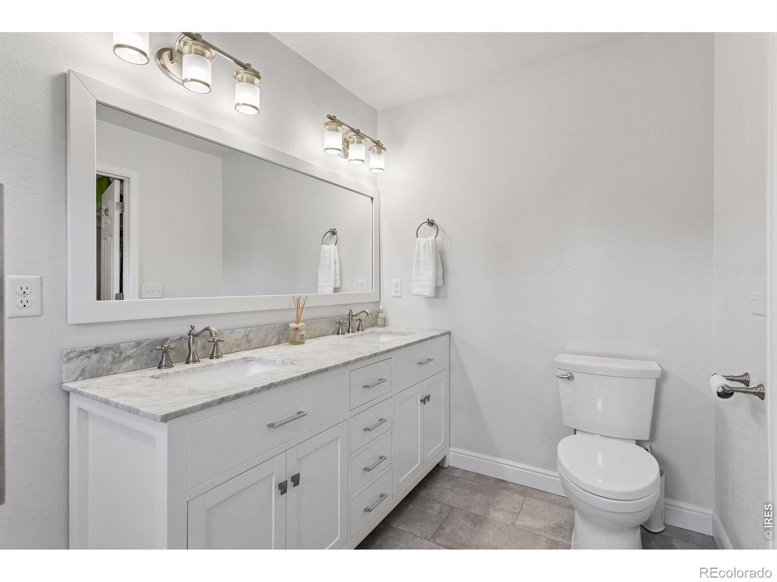 MLS Image #22 for 8099  meadowdale square,niwot, Colorado