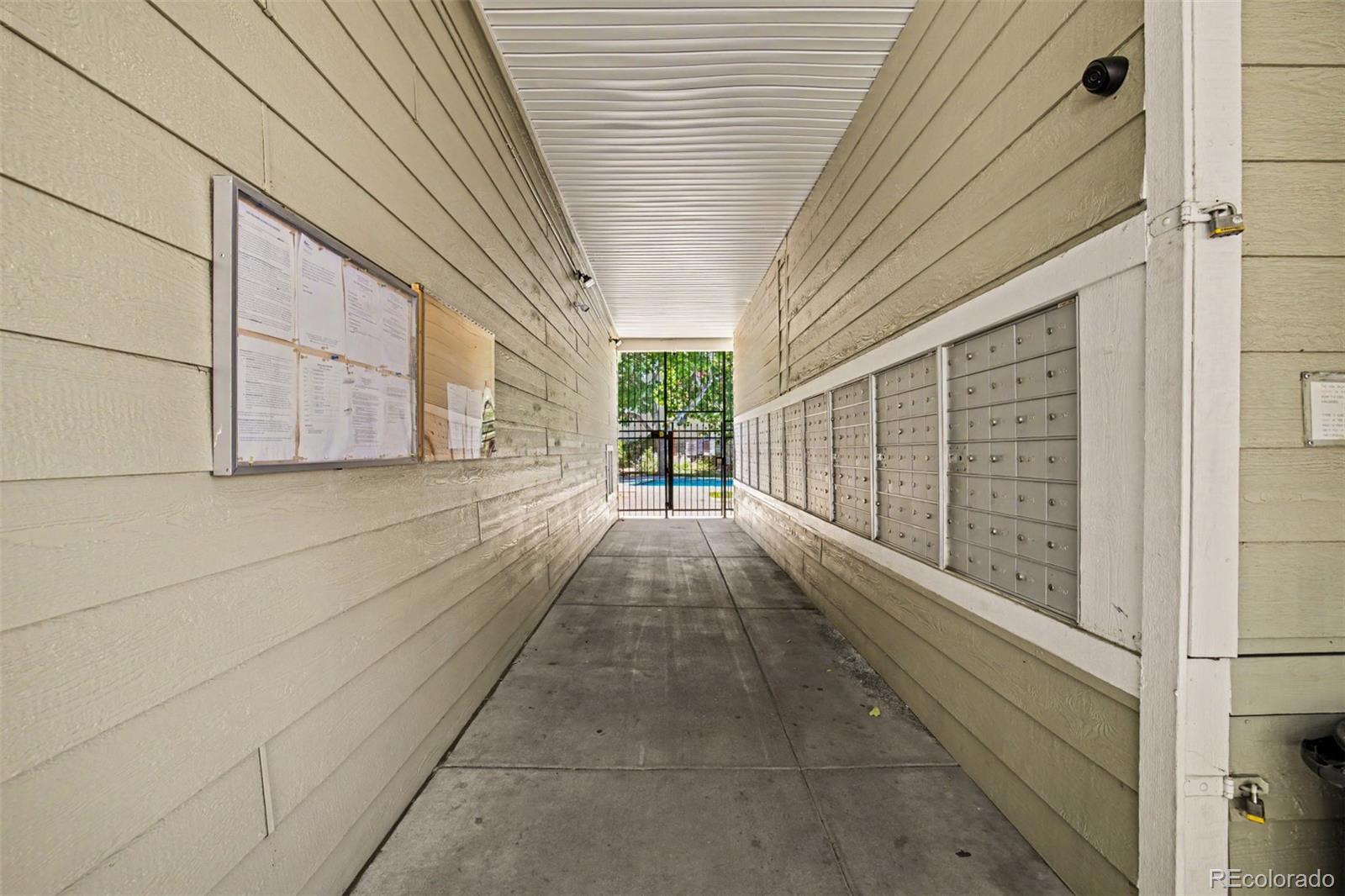 MLS Image #12 for 960 s dawson way,aurora, Colorado