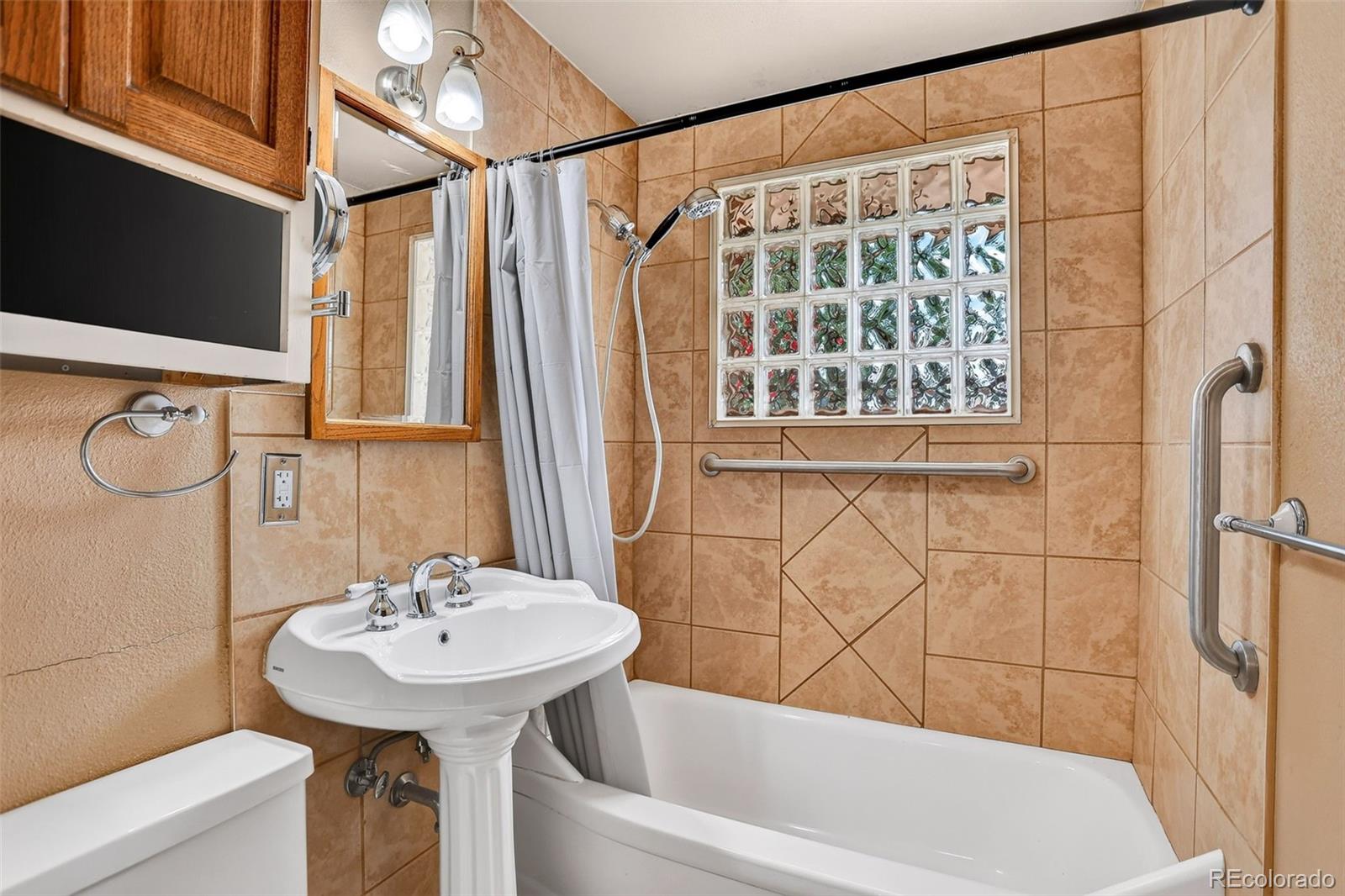 MLS Image #10 for 6472  vrain street,arvada, Colorado