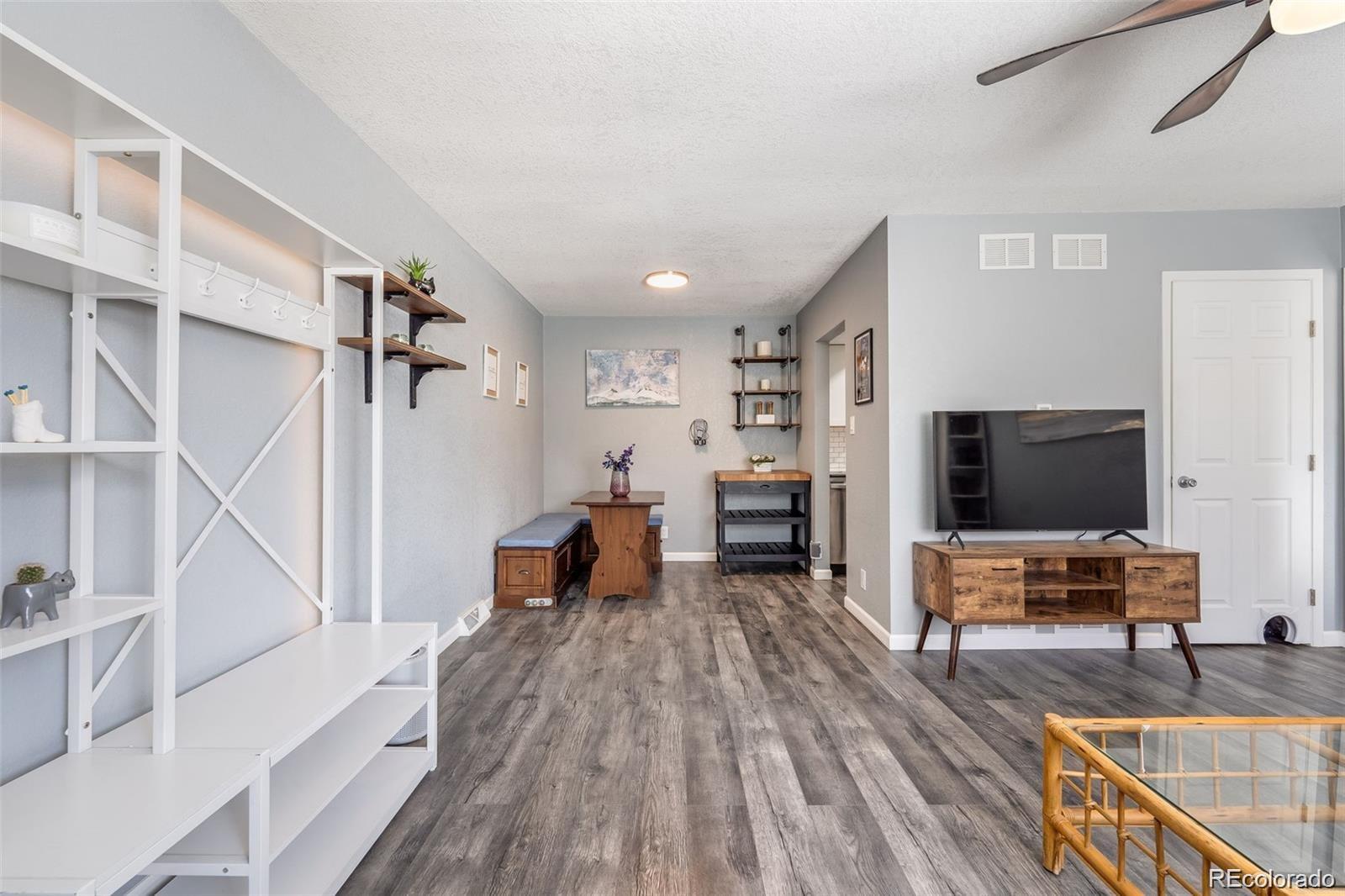 MLS Image #4 for 1135 s oneida street,denver, Colorado