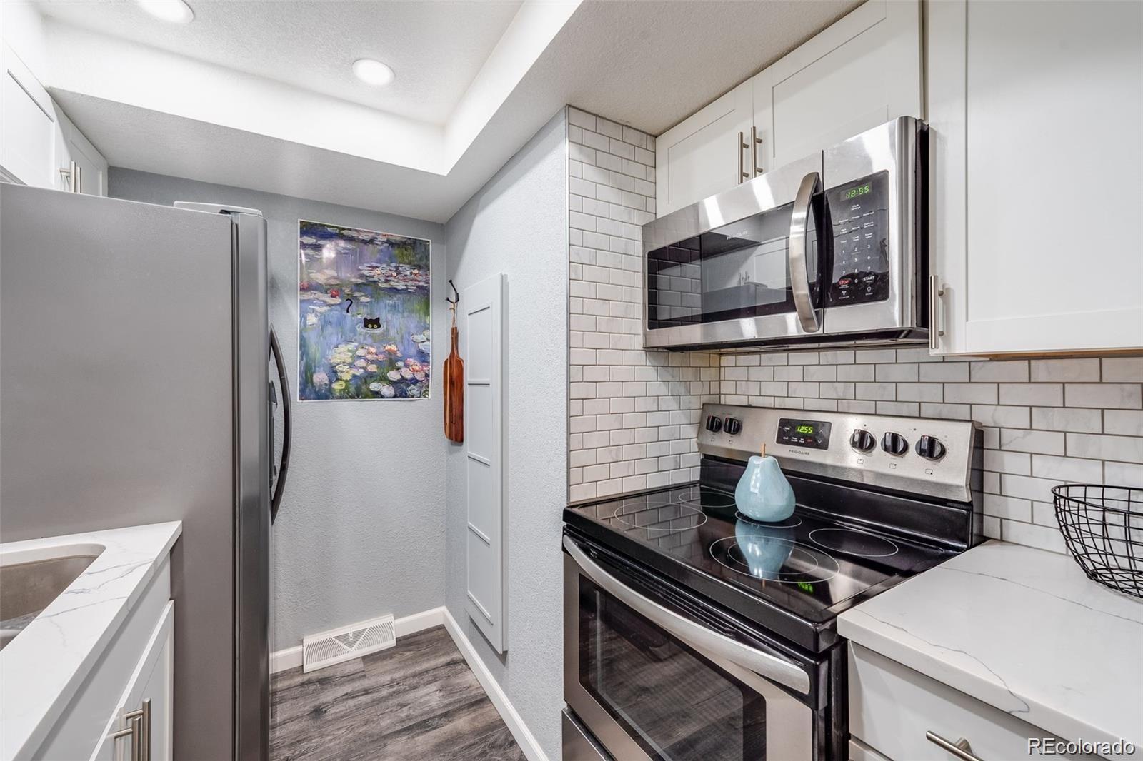 MLS Image #9 for 1135 s oneida street,denver, Colorado