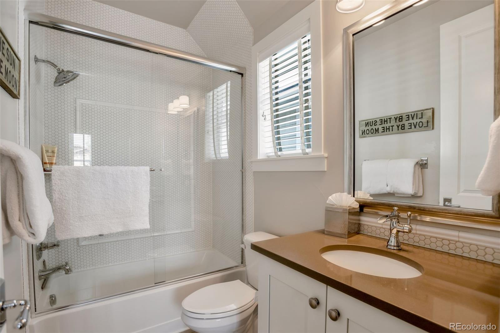 MLS Image #18 for 1135 s grant street,denver, Colorado
