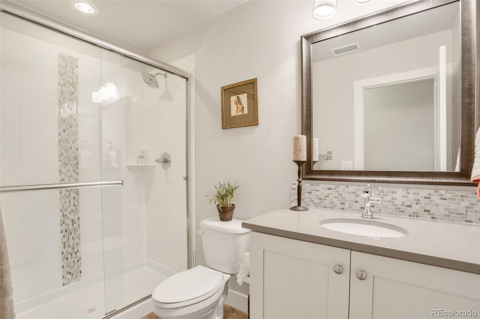 MLS Image #22 for 1135 s grant street,denver, Colorado
