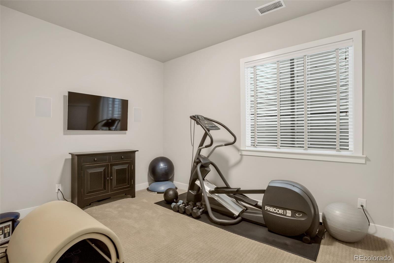 MLS Image #24 for 1135 s grant street,denver, Colorado