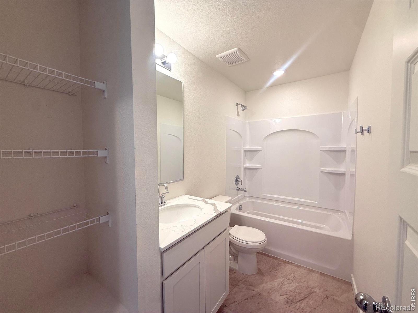 MLS Image #11 for 1954  sorghum way,johnstown, Colorado