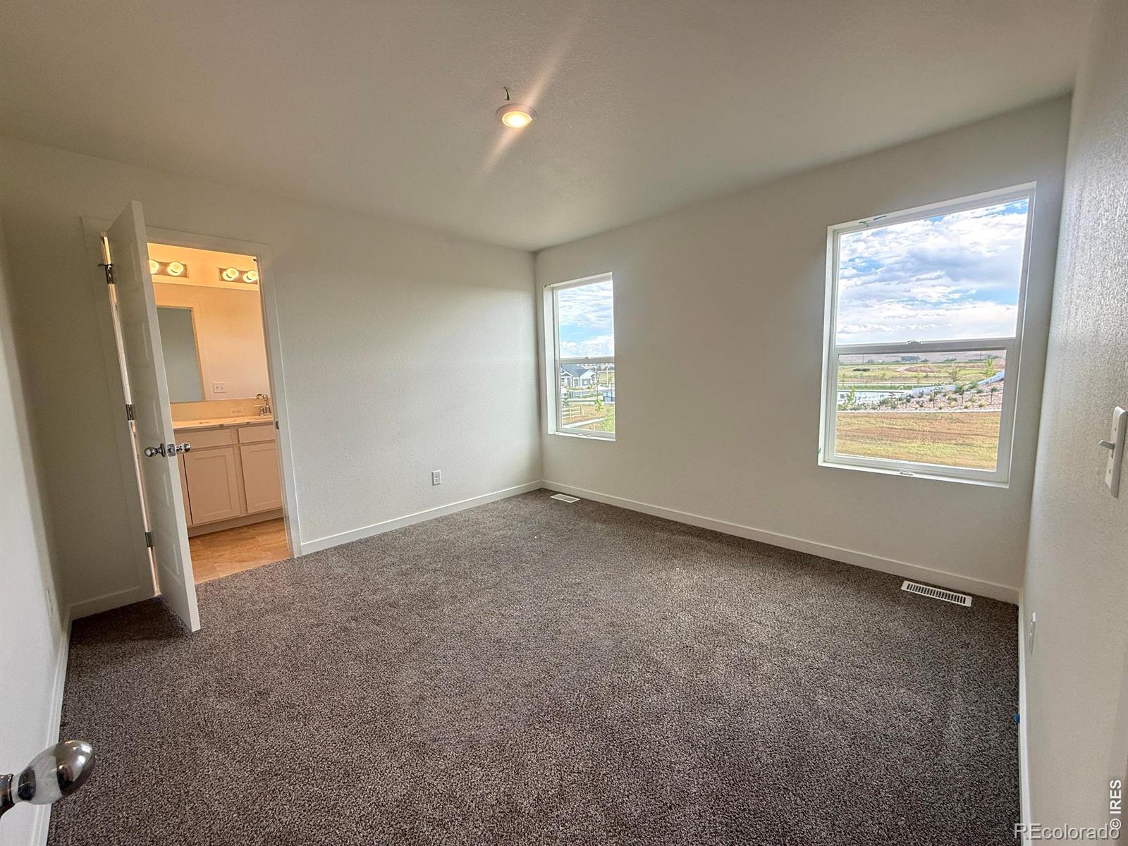 MLS Image #8 for 1954  sorghum way,johnstown, Colorado