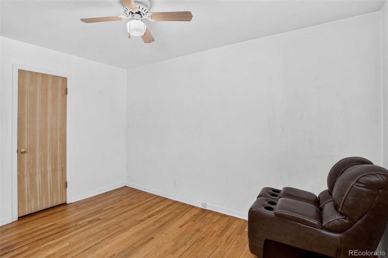 MLS Image #24 for 1520 s corona street,denver, Colorado