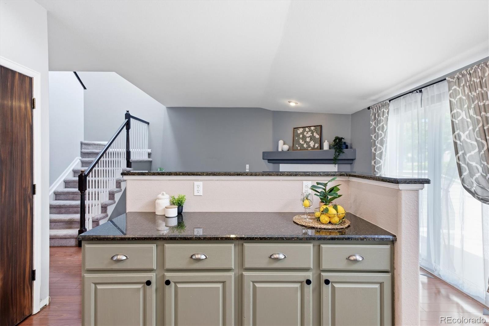 MLS Image #5 for 8469 s upham way,littleton, Colorado