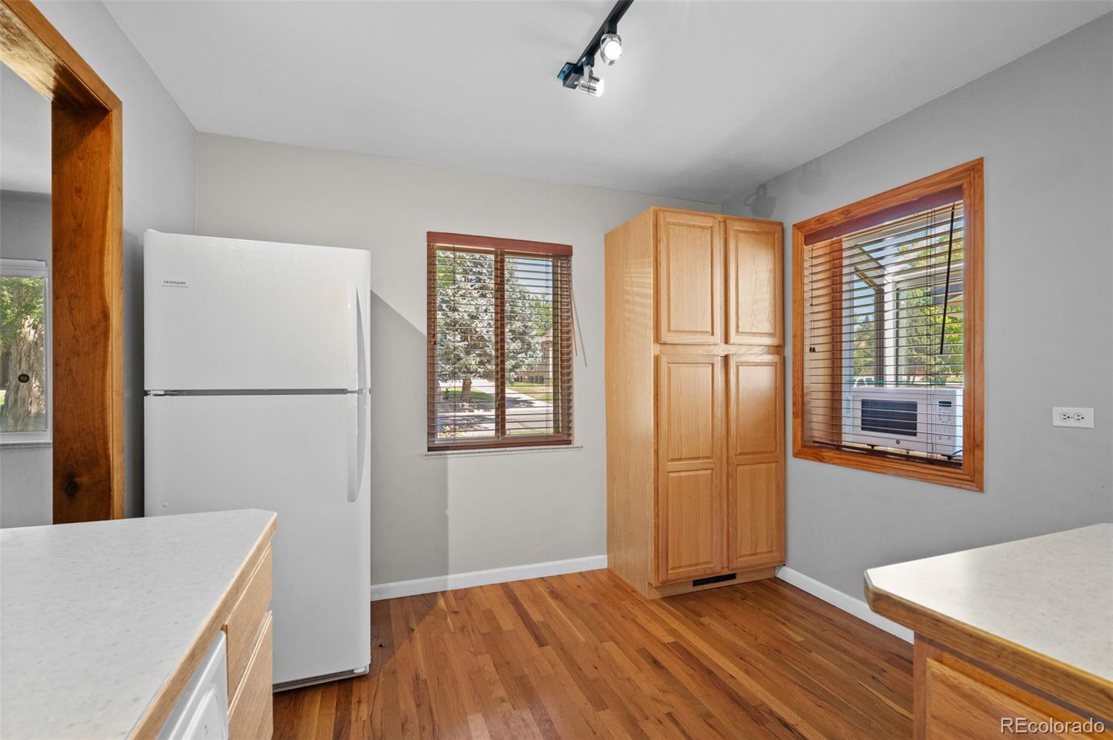 MLS Image #10 for 4840 w 30th avenue,denver, Colorado