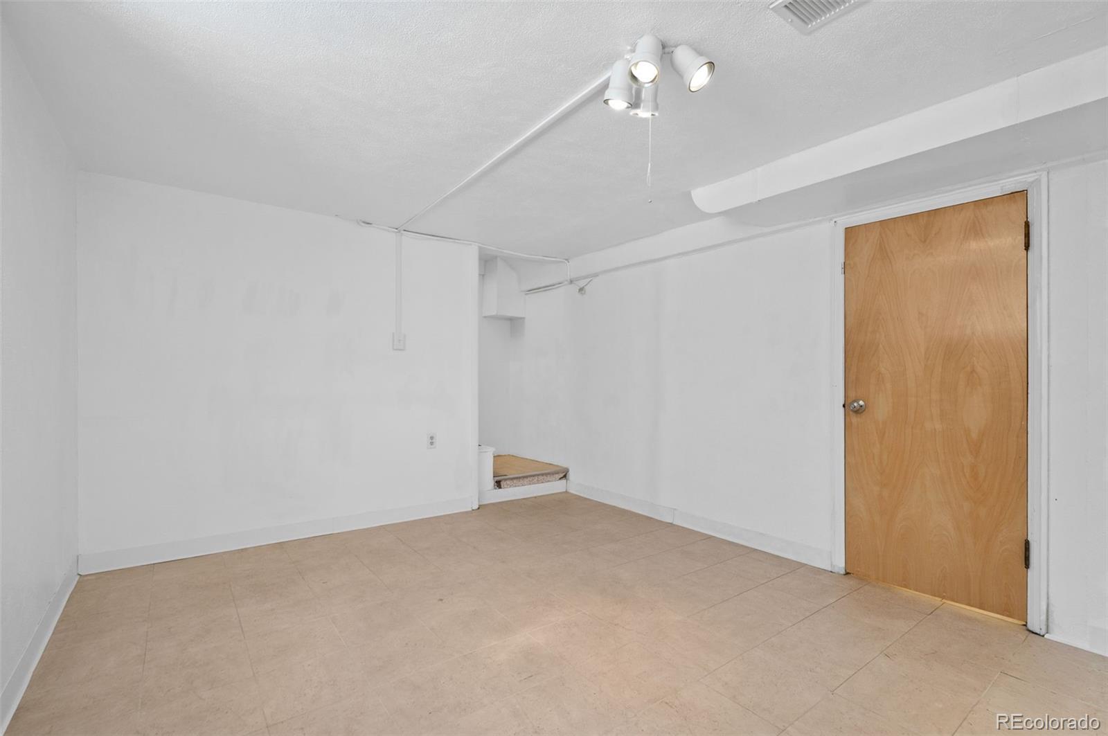 MLS Image #15 for 4840 w 30th avenue,denver, Colorado