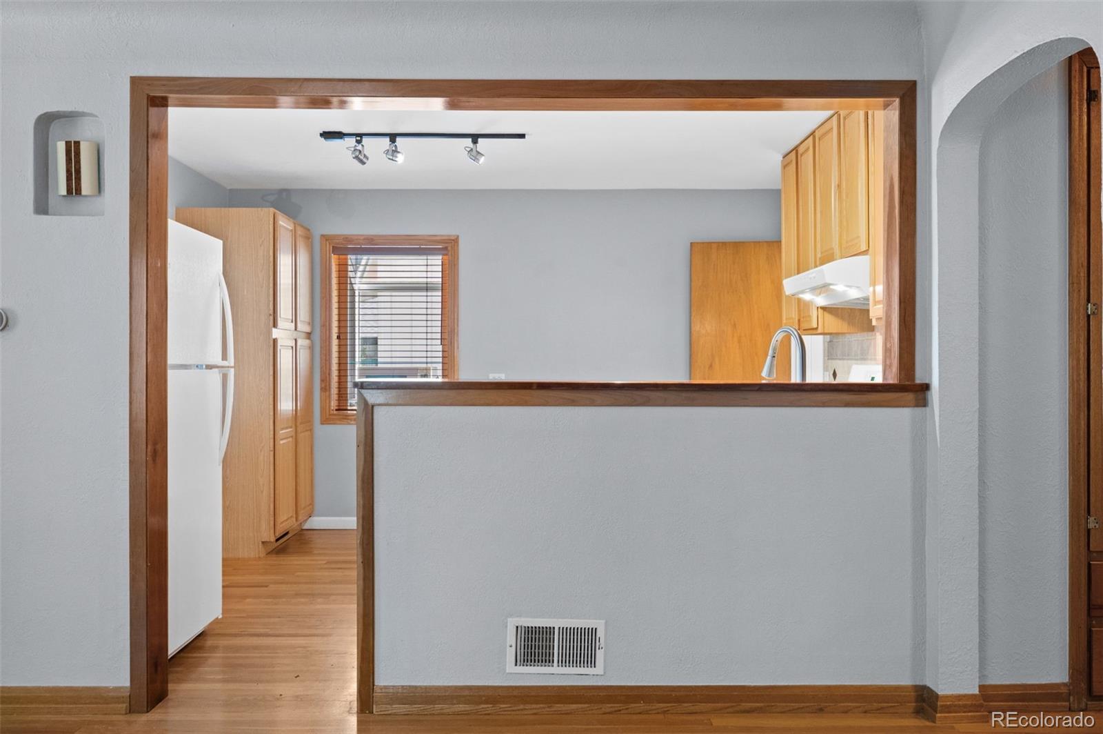 MLS Image #6 for 4840 w 30th avenue,denver, Colorado