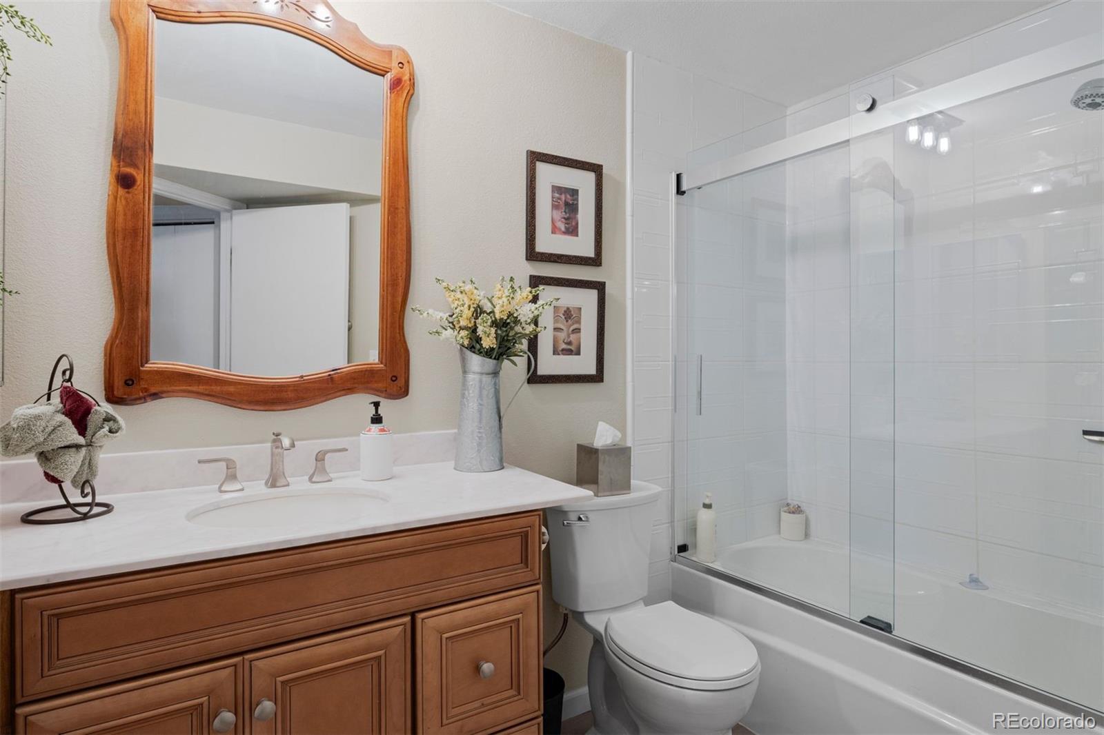 MLS Image #19 for 1470 s quebec way,denver, Colorado