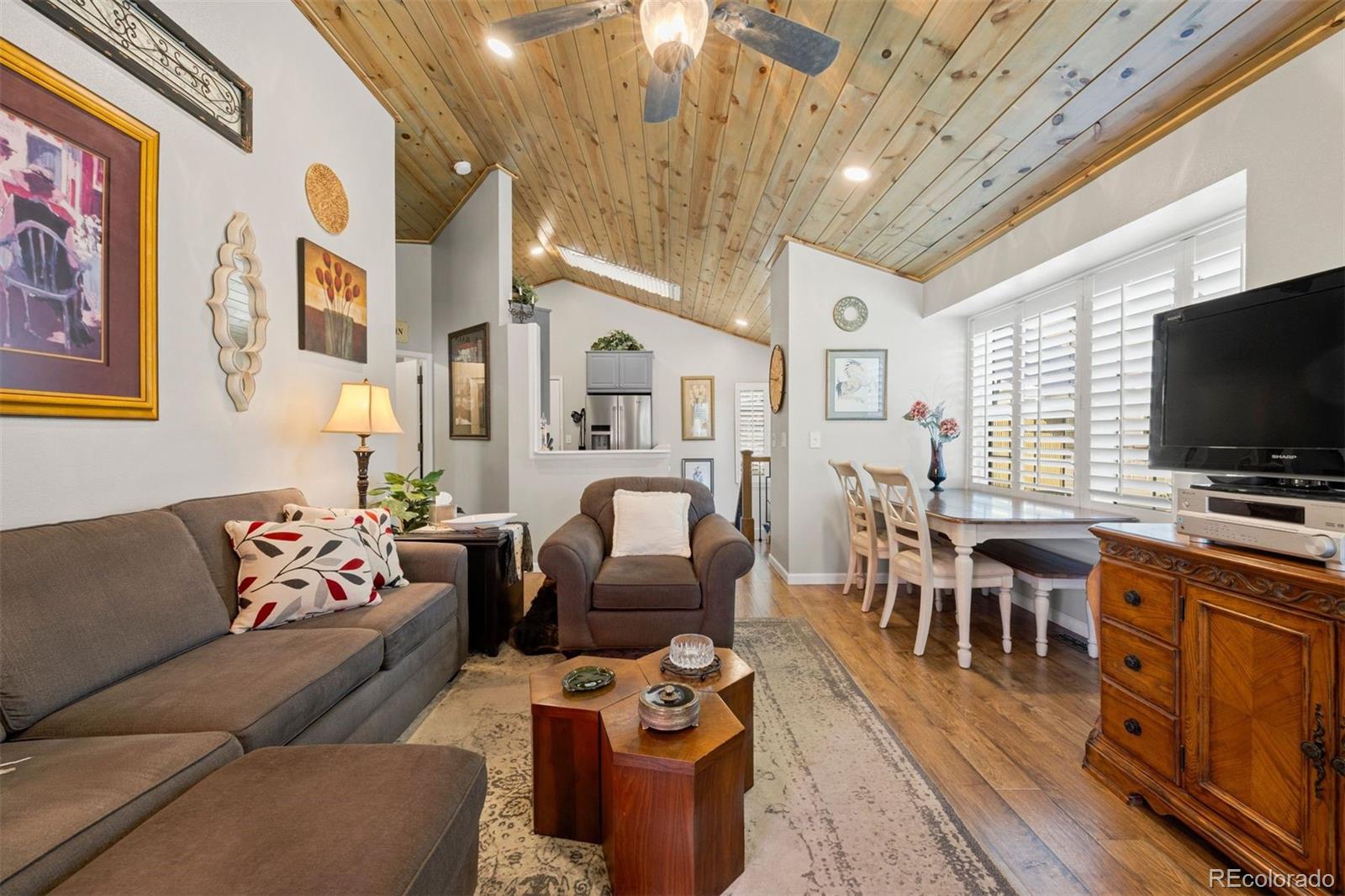 MLS Image #8 for 1470 s quebec way,denver, Colorado