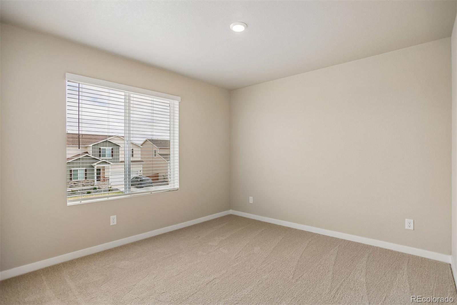 MLS Image #3 for 851  emerald lakes street,windsor, Colorado