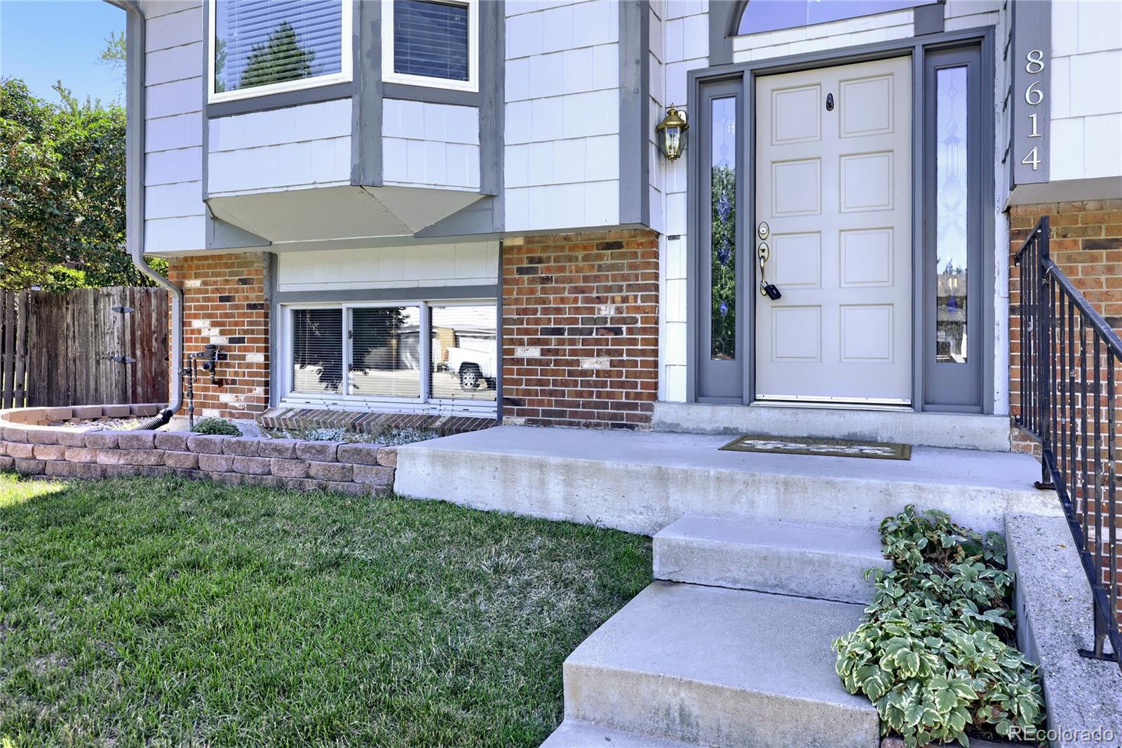 MLS Image #3 for 8614 w 65th place,arvada, Colorado