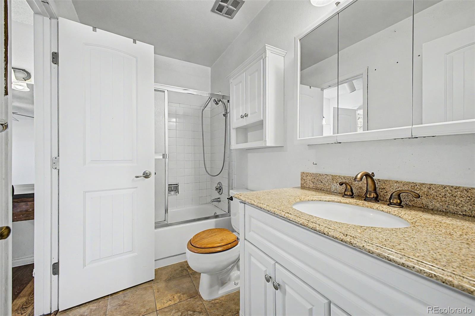 MLS Image #14 for 9901 e evans avenue,denver, Colorado