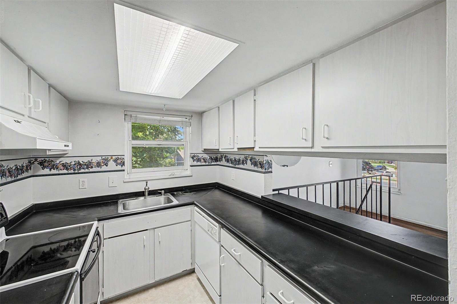 MLS Image #9 for 9901 e evans avenue,denver, Colorado
