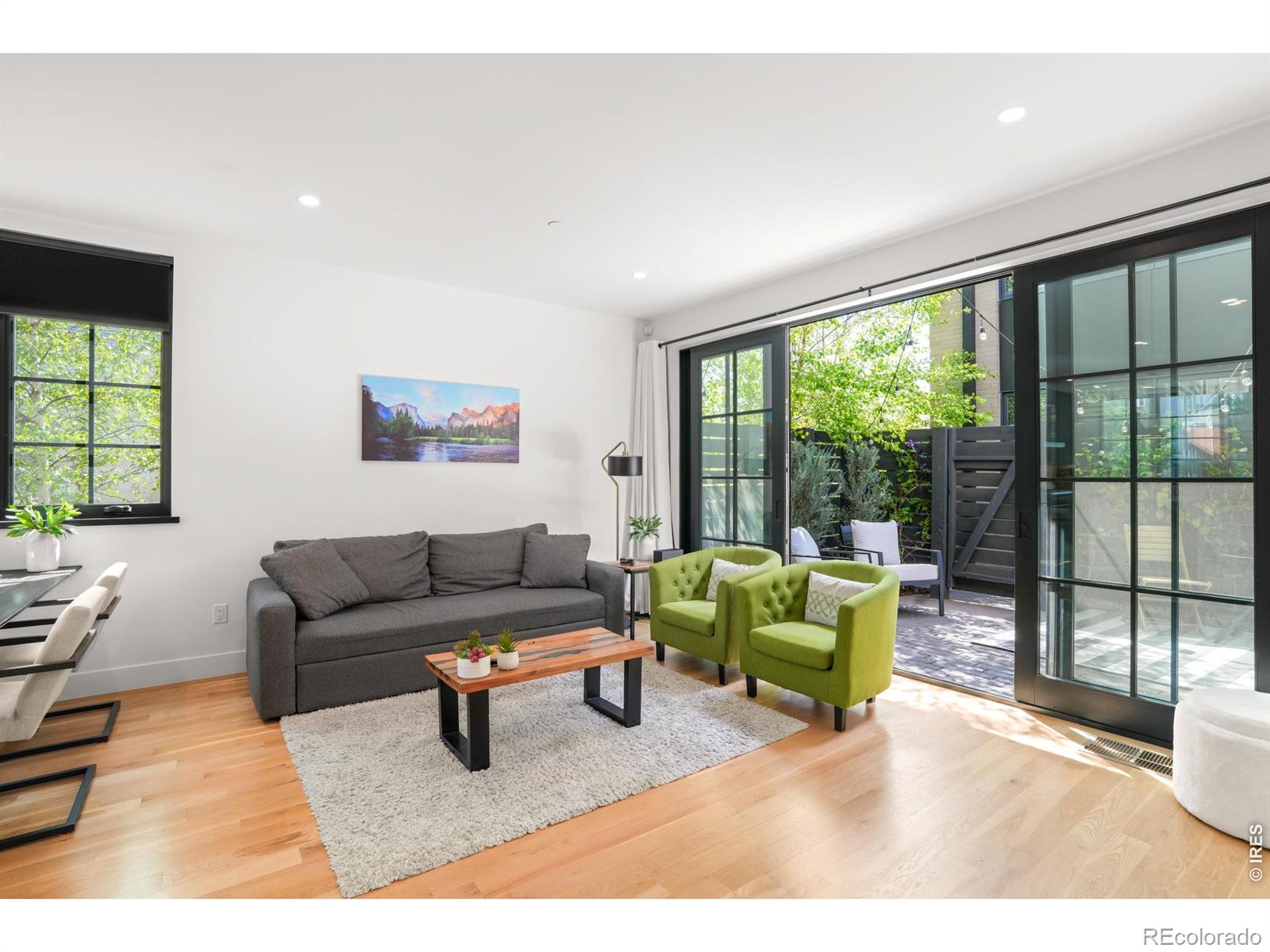 MLS Image #11 for 2126  pearl street,boulder, Colorado